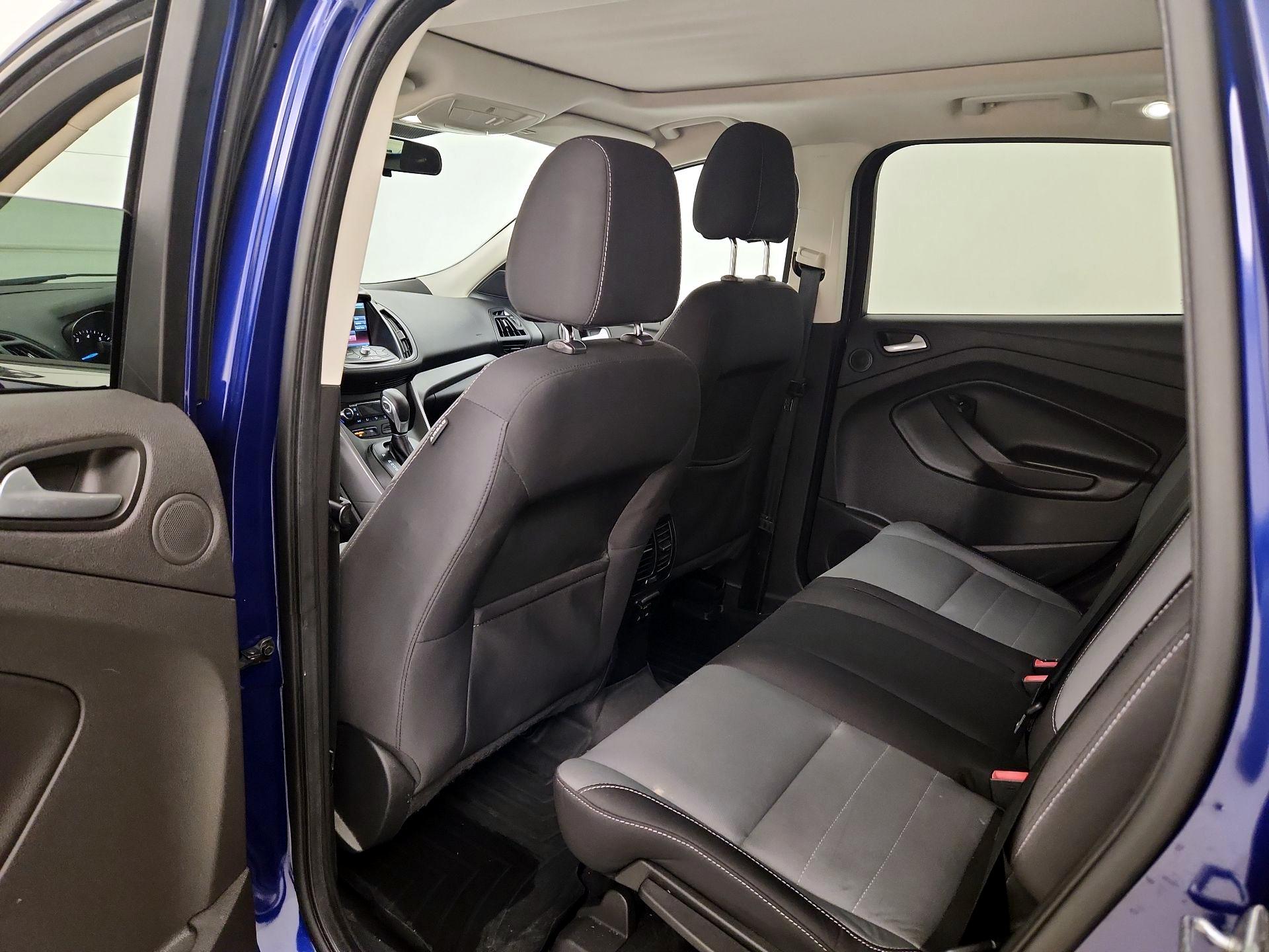 Thumbnail: 2015 Ford Escape - 20