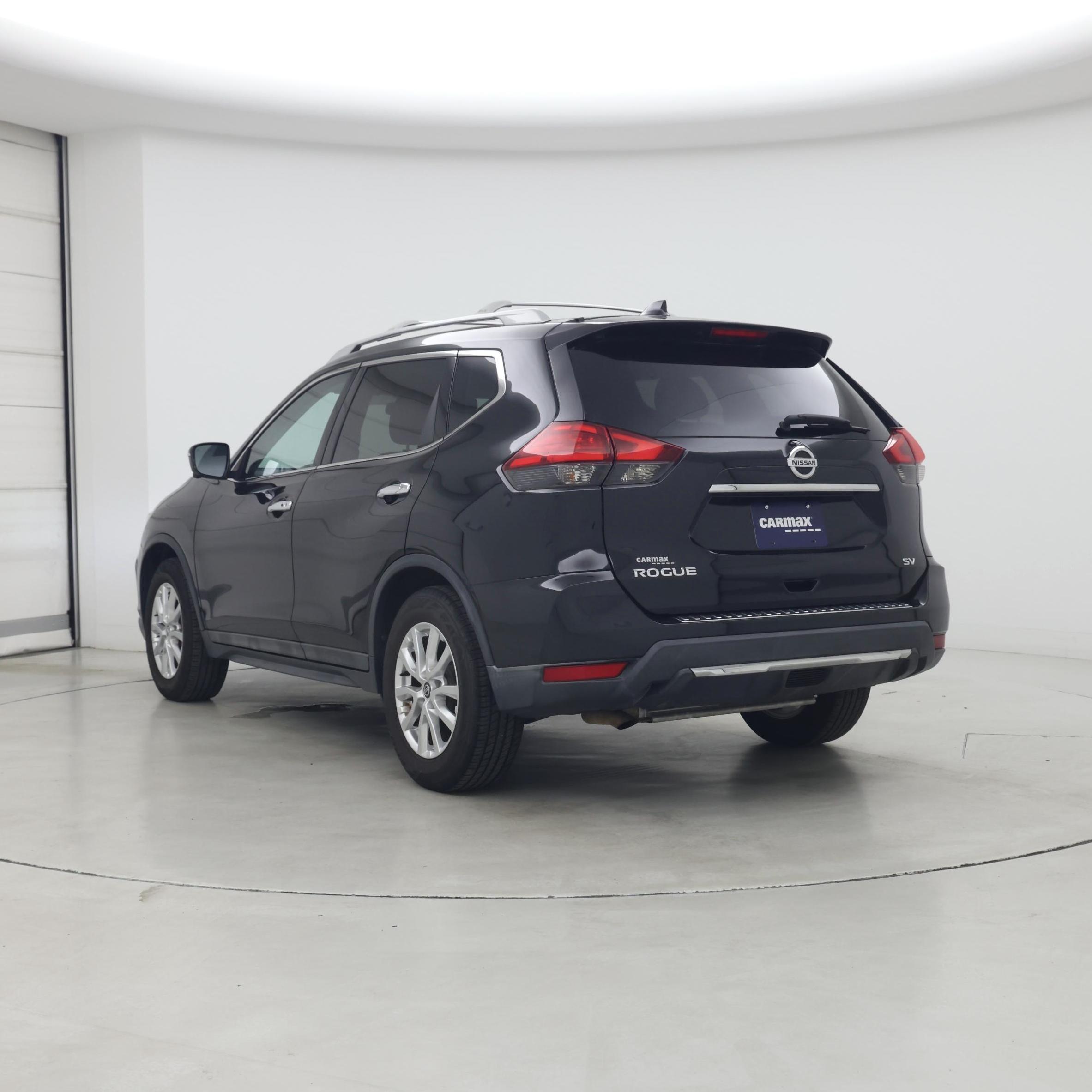 Thumbnail: 2017 Nissan Rogue - 2