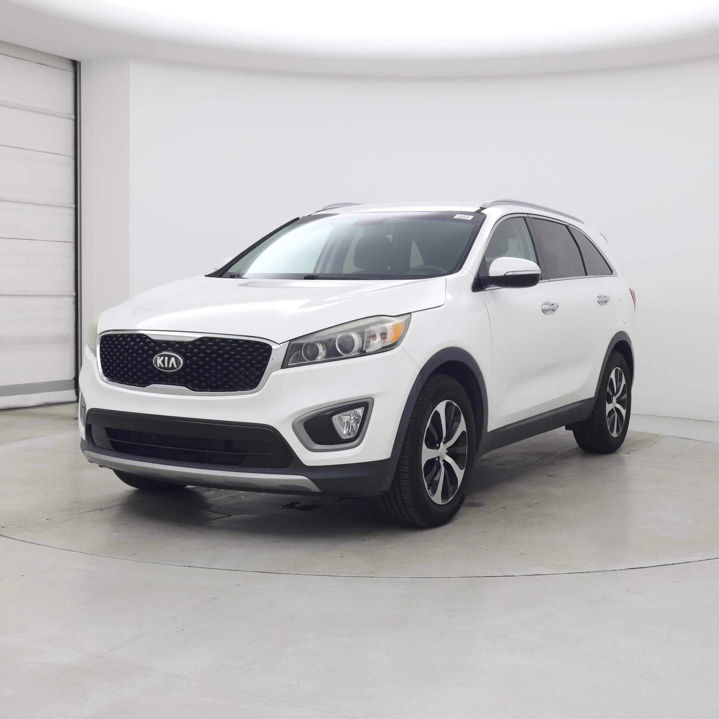 Thumbnail: 2016 Kia Sorento - 4