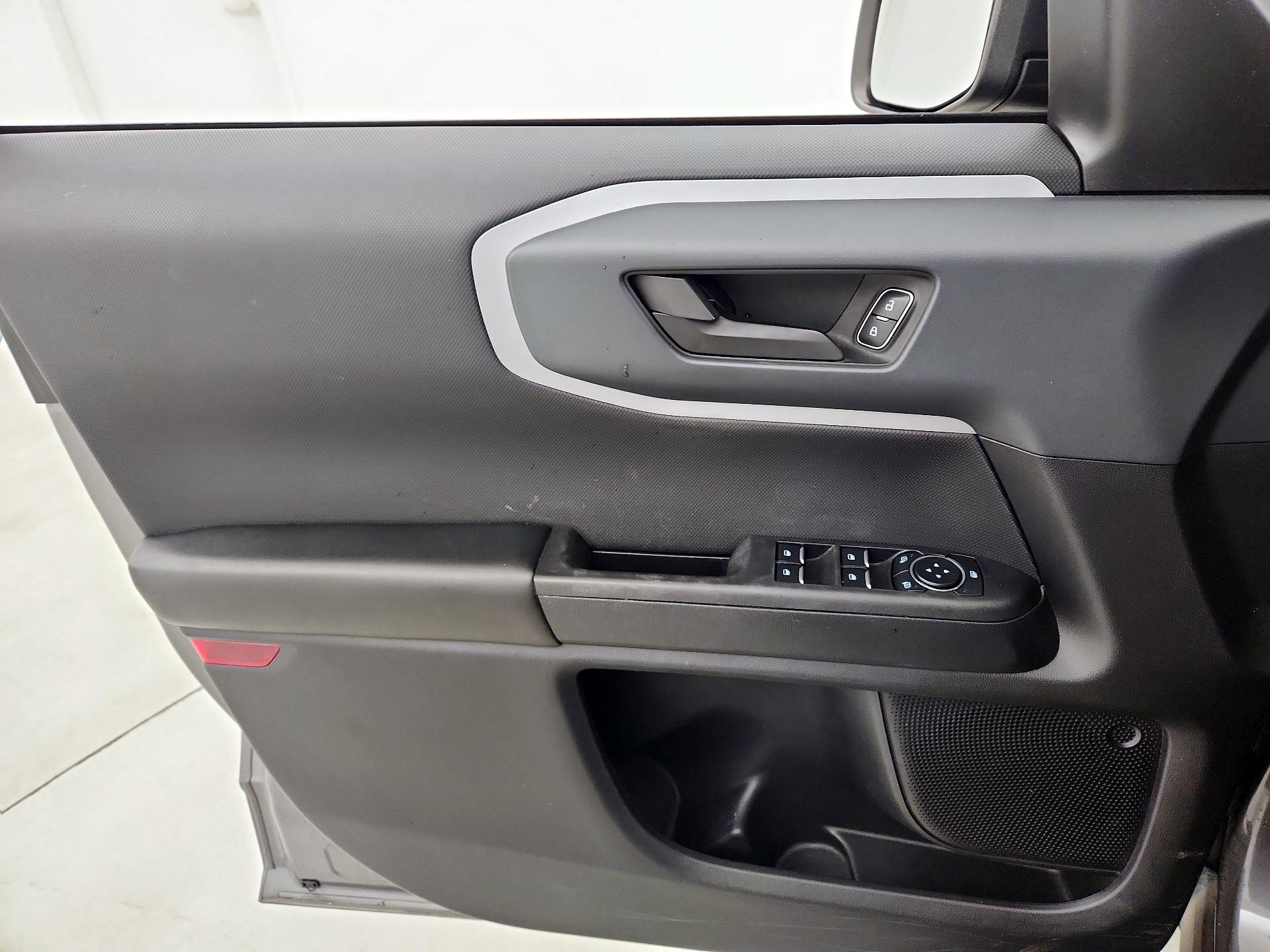 Thumbnail: 2021 Ford Bronco Sport - 12