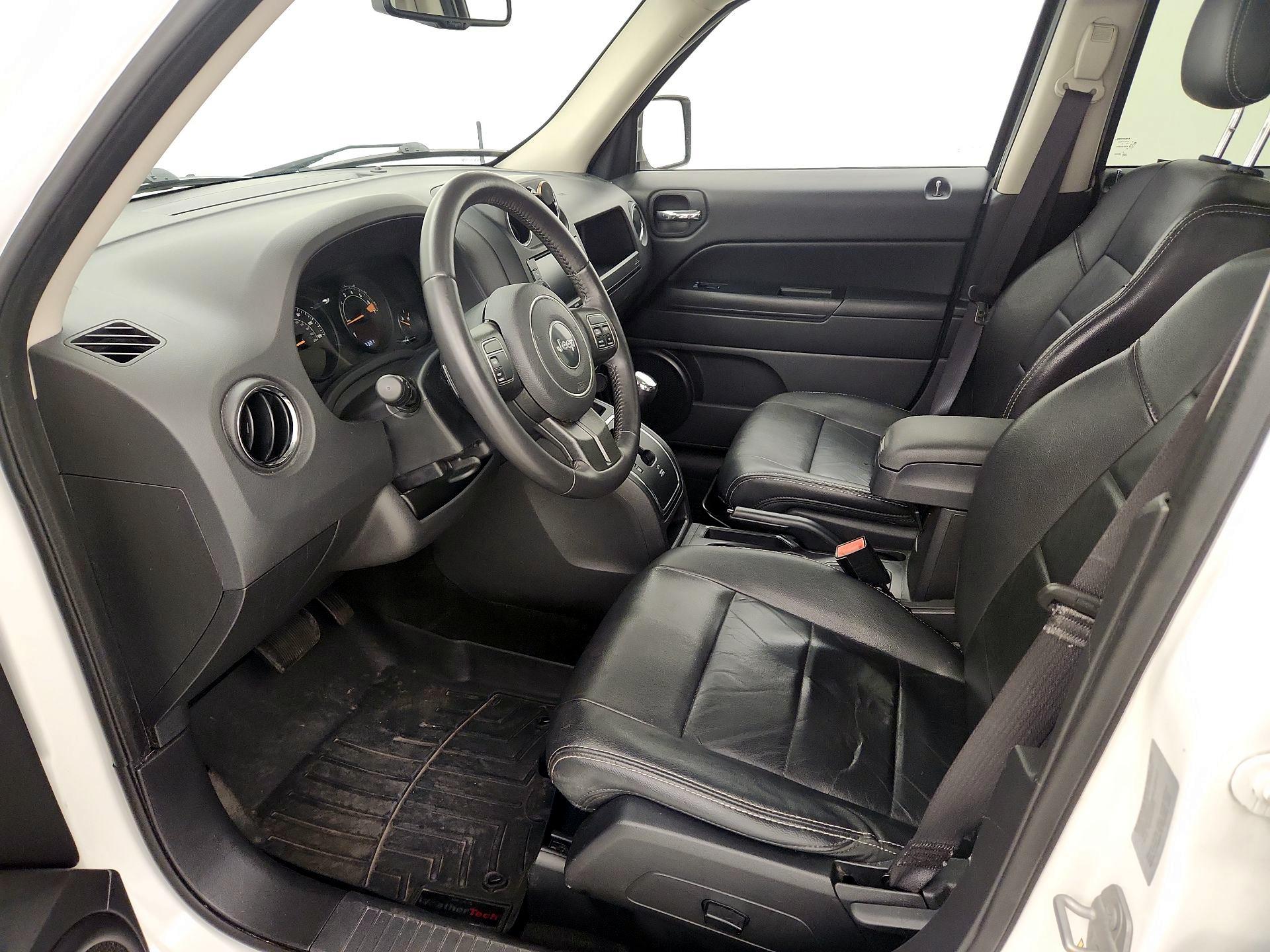 Thumbnail: 2017 Jeep Patriot - 11