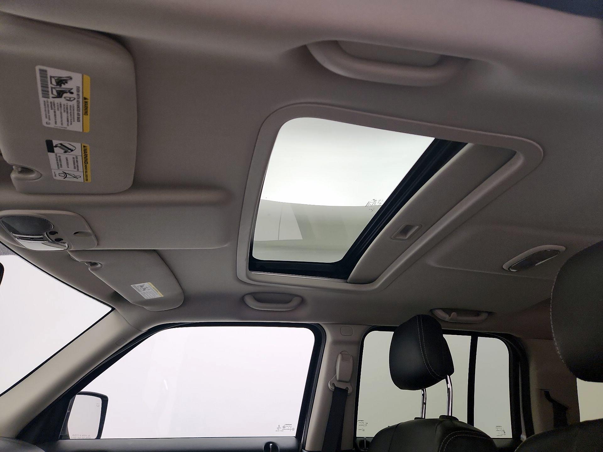 Thumbnail: 2017 Jeep Patriot - 18