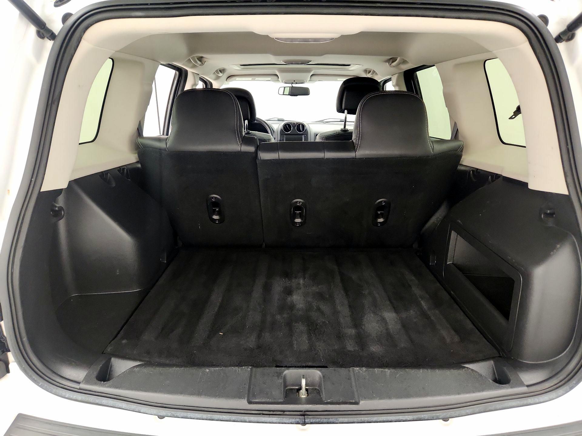 Thumbnail: 2017 Jeep Patriot - 20