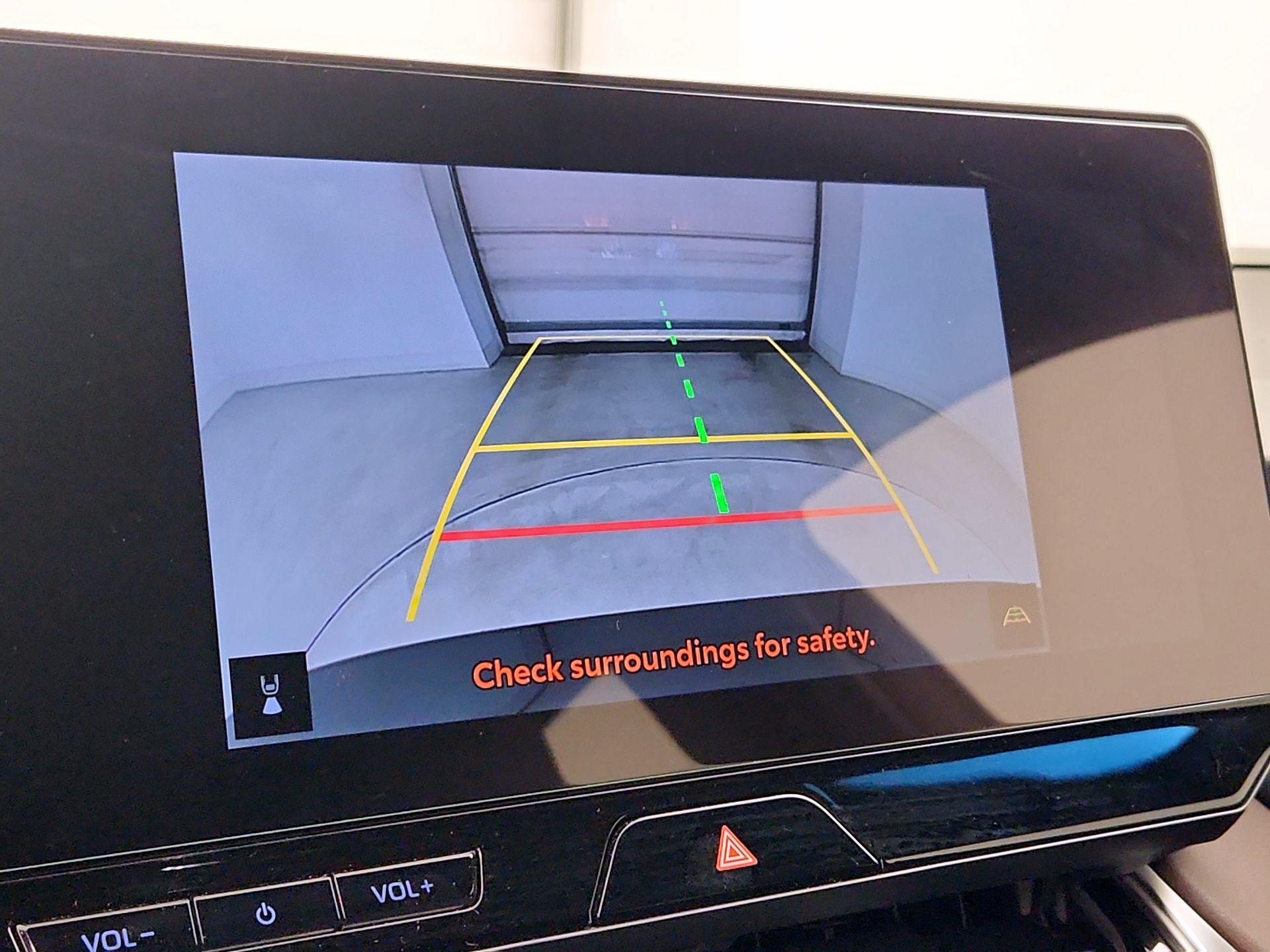 Thumbnail: 2024 Toyota Venza - 14