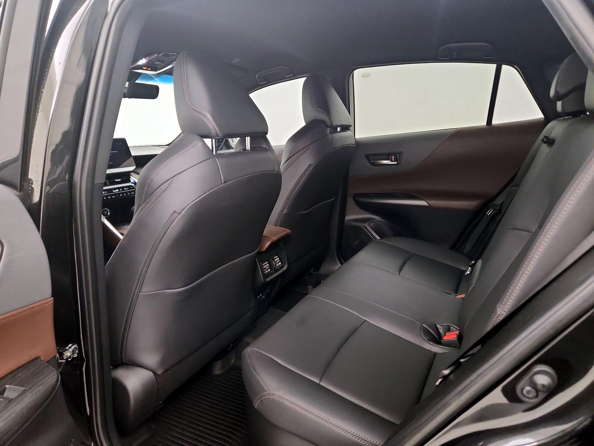 Thumbnail: 2024 Toyota Venza - 19