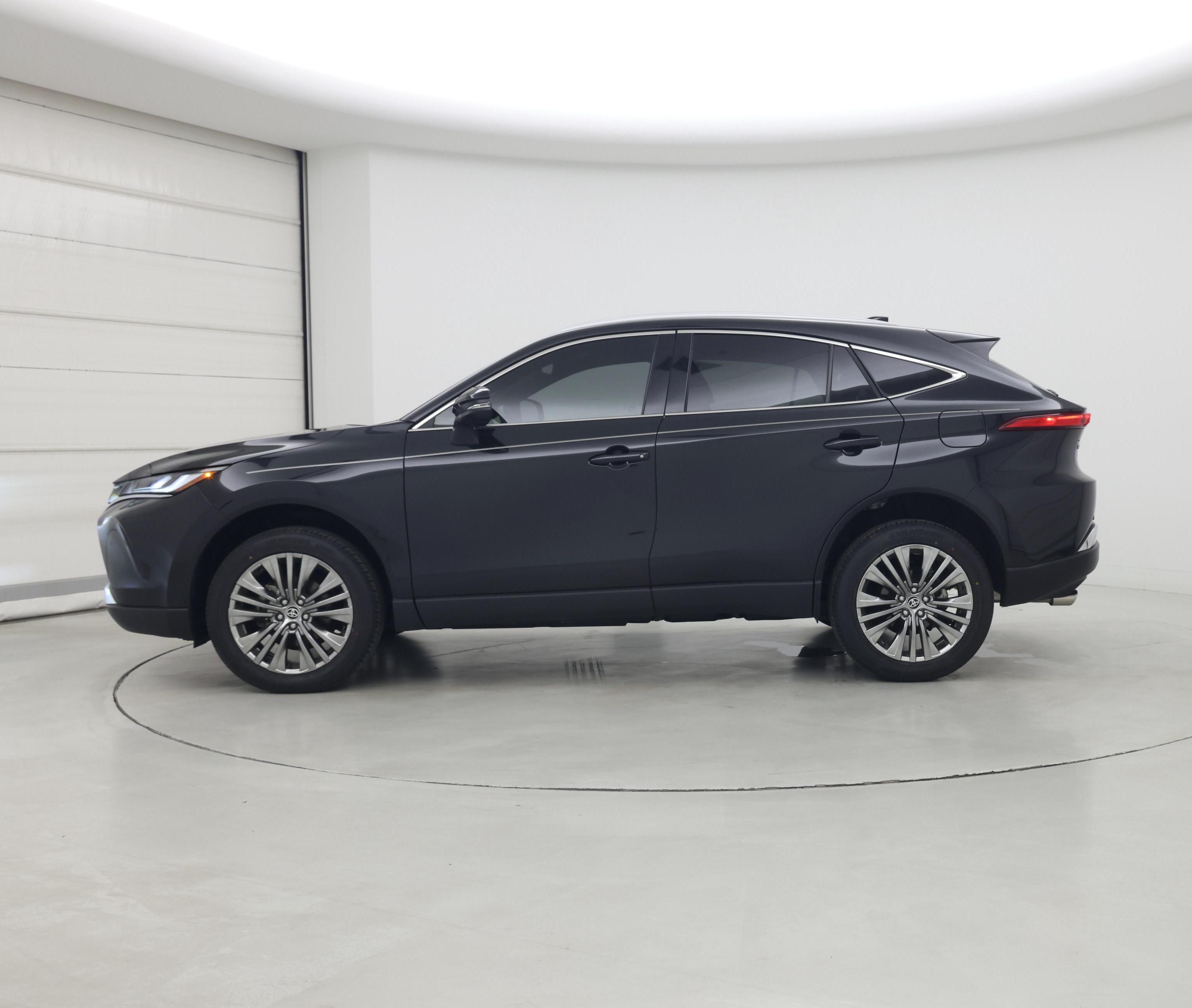 Thumbnail: 2024 Toyota Venza - 3