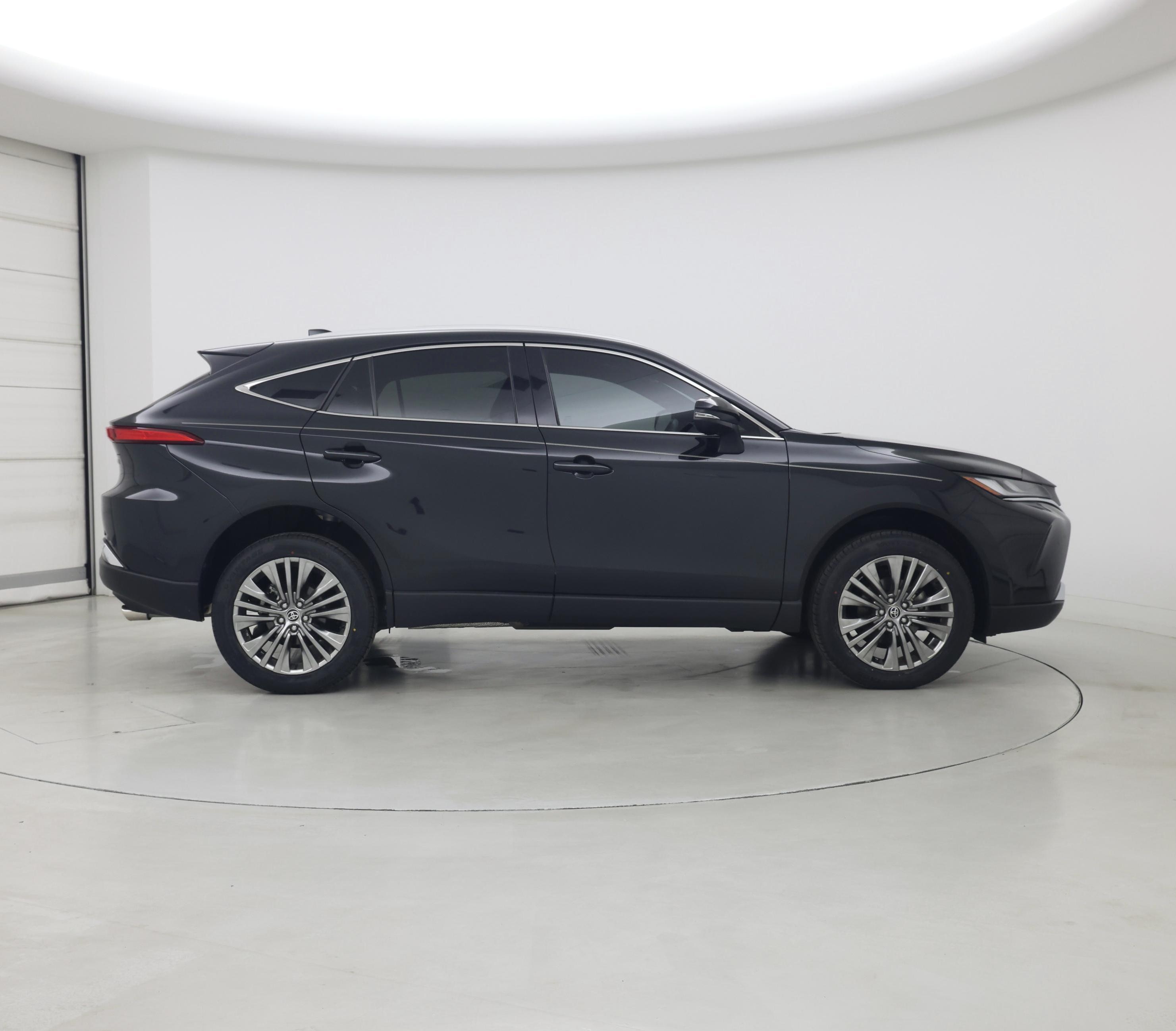 Thumbnail: 2024 Toyota Venza - 7