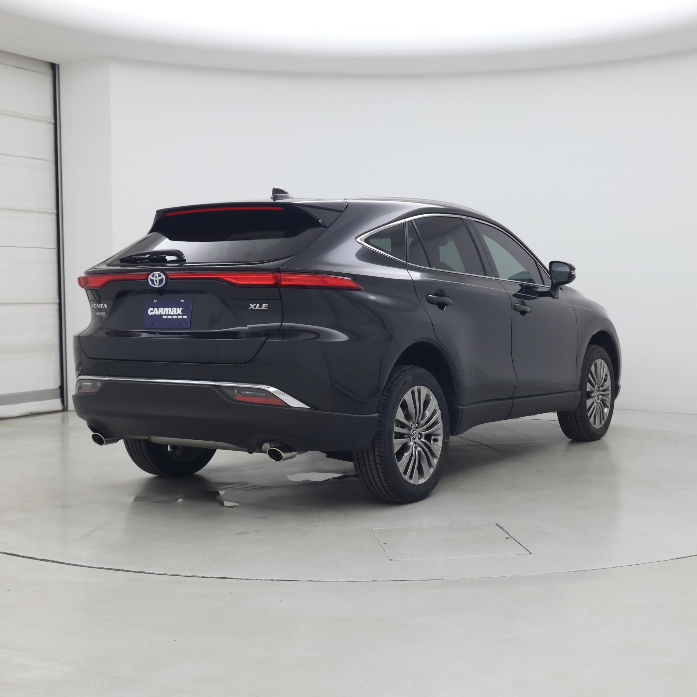 Thumbnail: 2024 Toyota Venza - 8