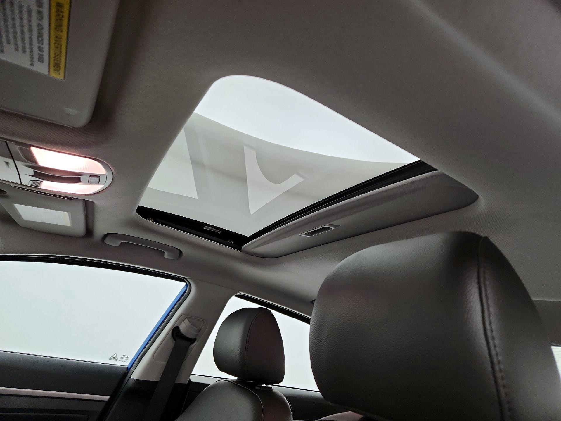 Thumbnail: 2017 Hyundai Elantra - 20