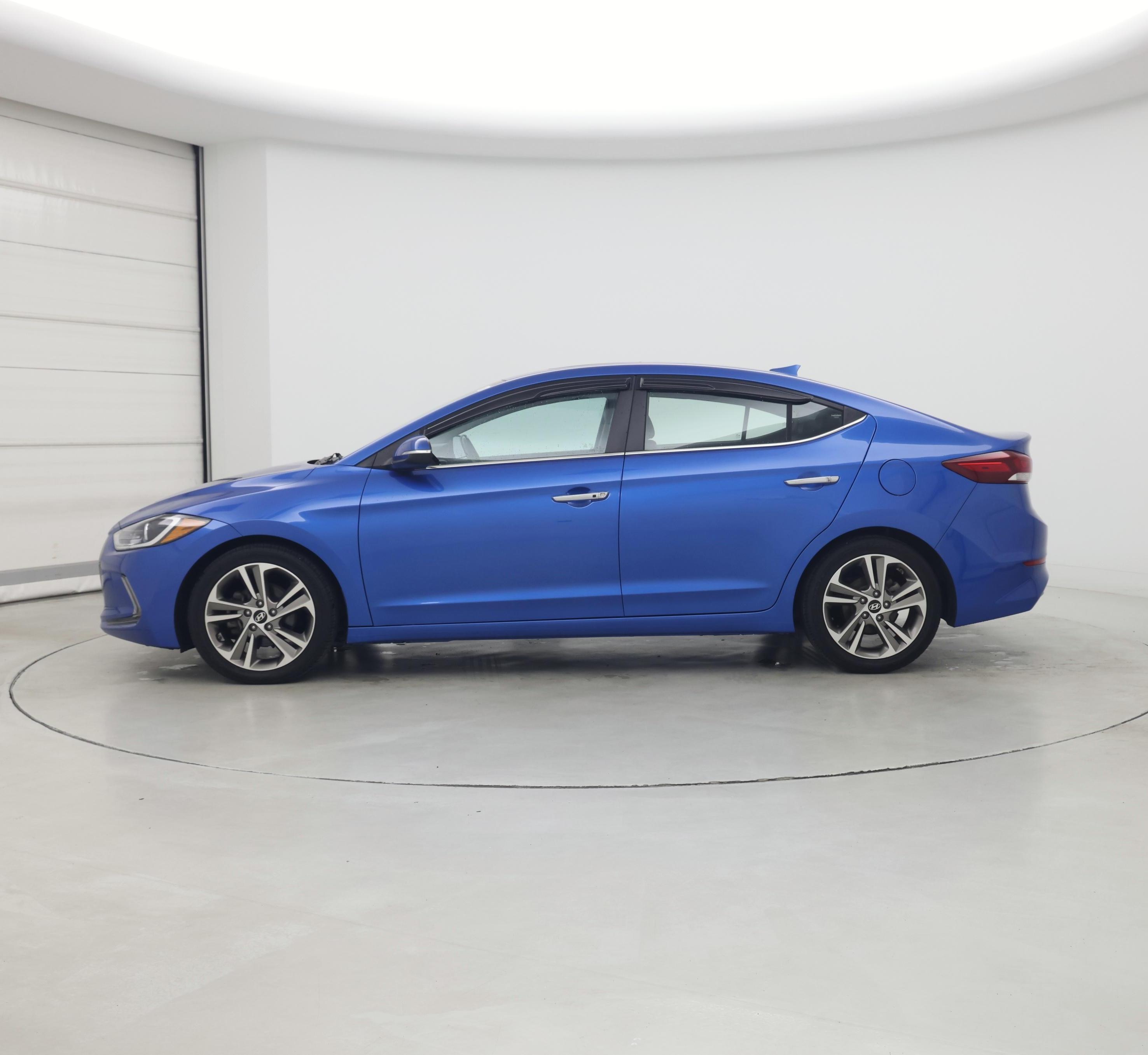 Thumbnail: 2017 Hyundai Elantra - 3