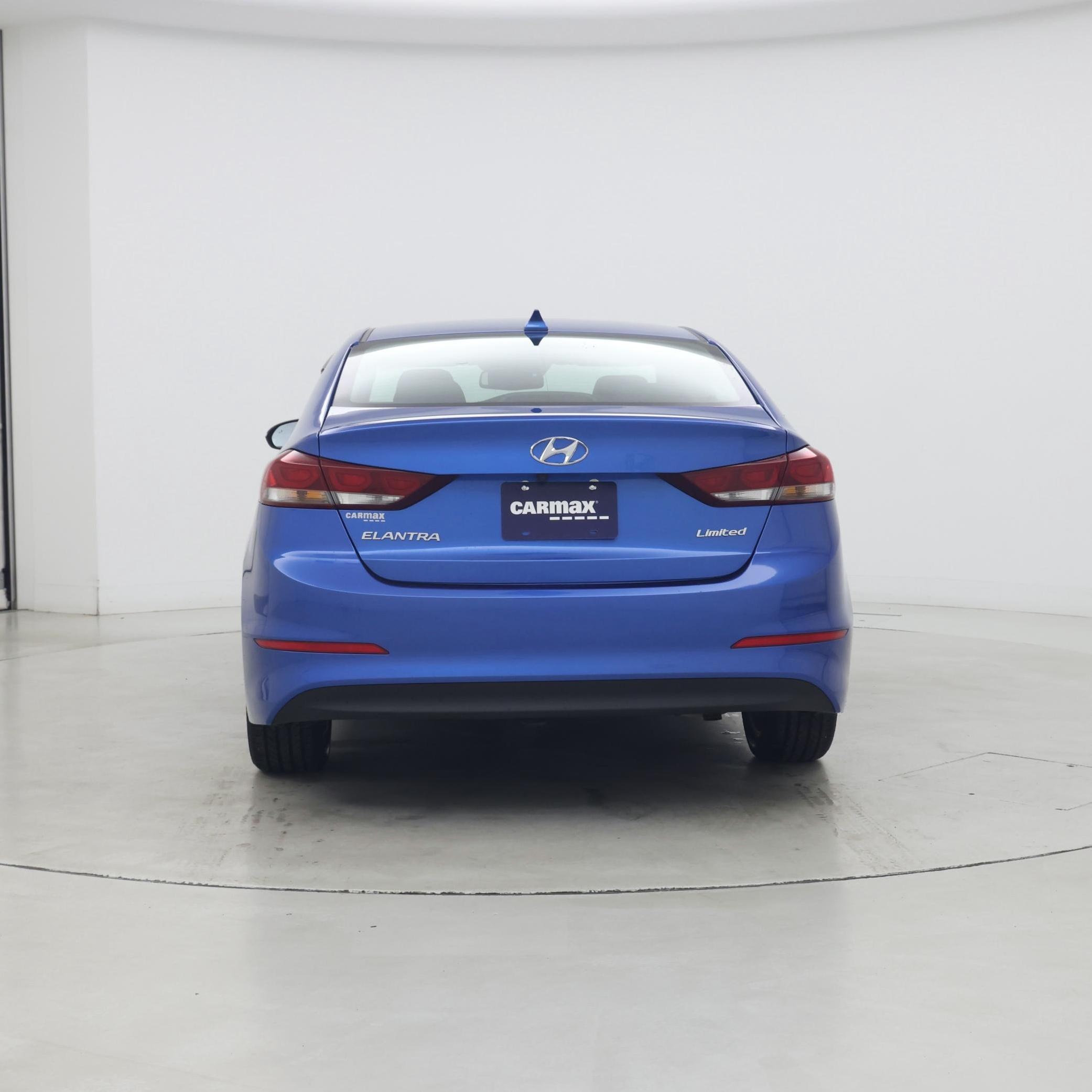 Thumbnail: 2017 Hyundai Elantra - 6