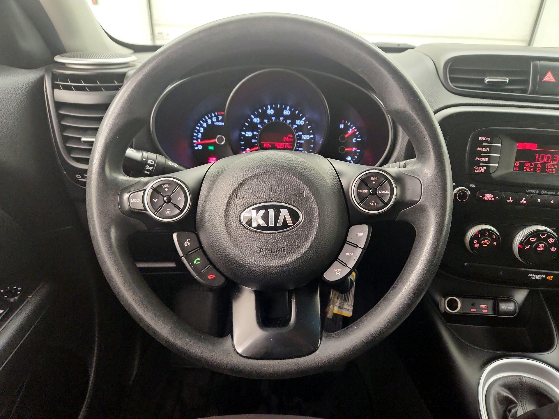 Thumbnail: 2016 Kia Soul - 10