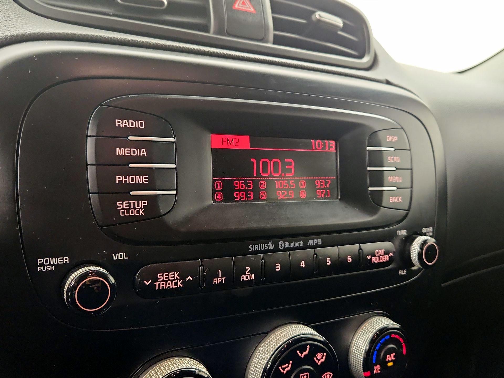 Thumbnail: 2016 Kia Soul - 14