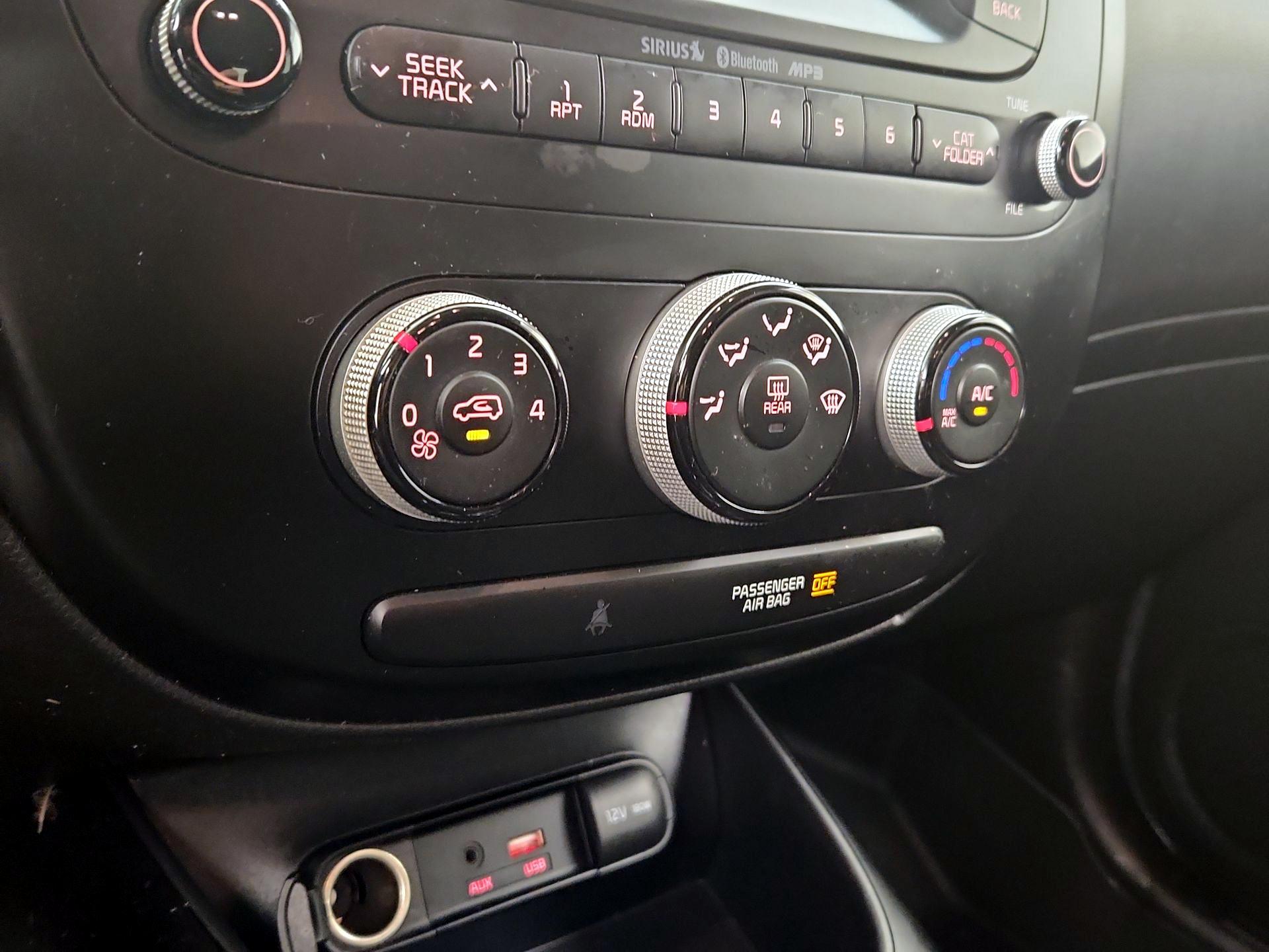 Thumbnail: 2016 Kia Soul - 15