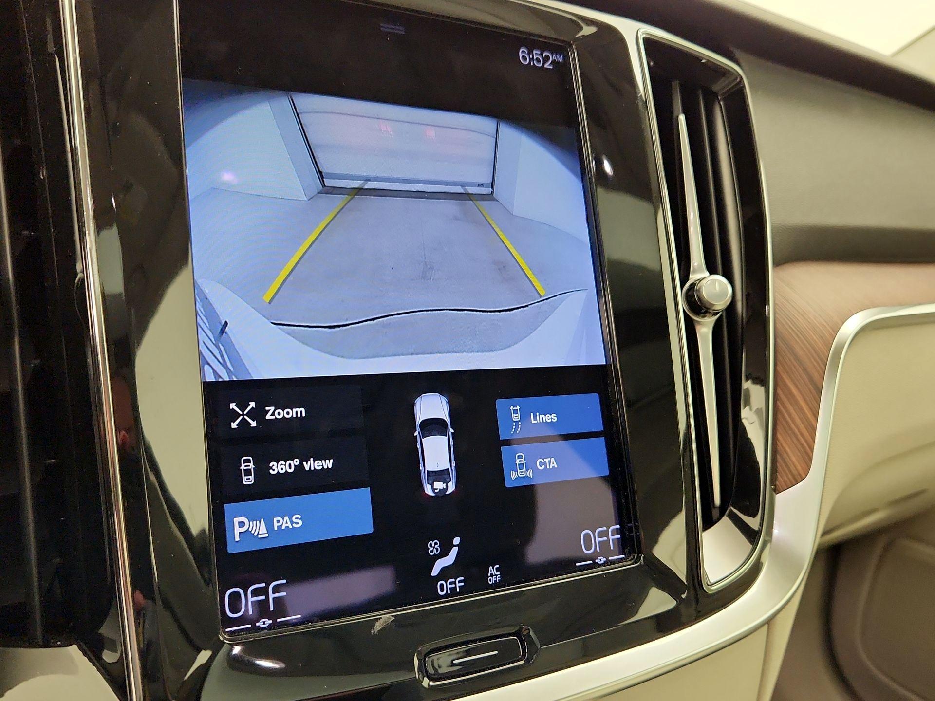 Thumbnail: 2021 Volvo S60 - 15