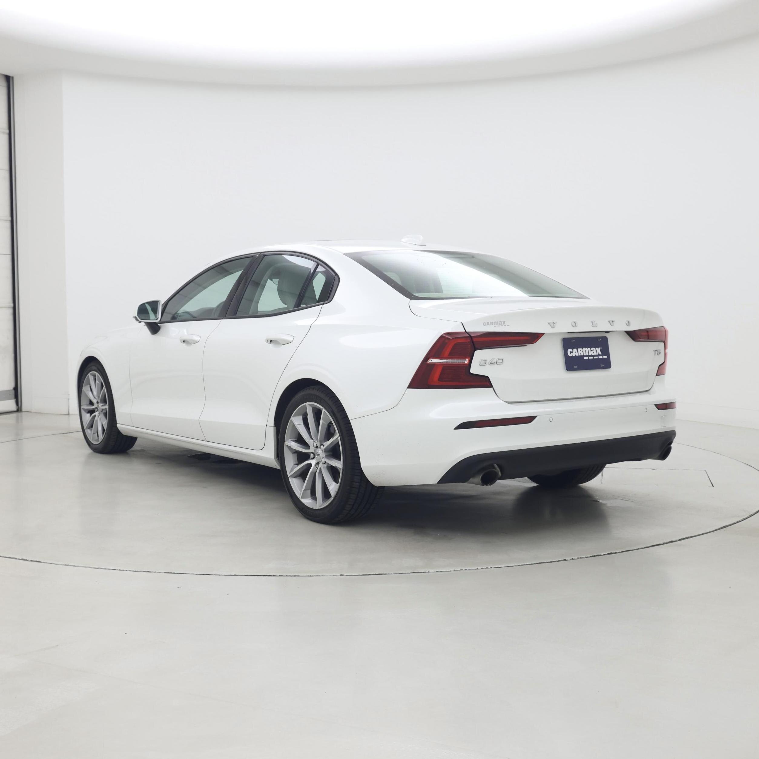 Thumbnail: 2021 Volvo S60 - 2