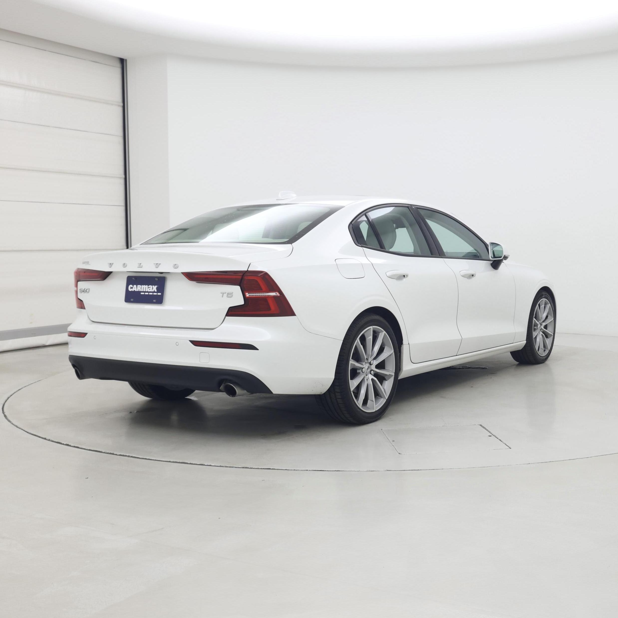 Thumbnail: 2021 Volvo S60 - 8