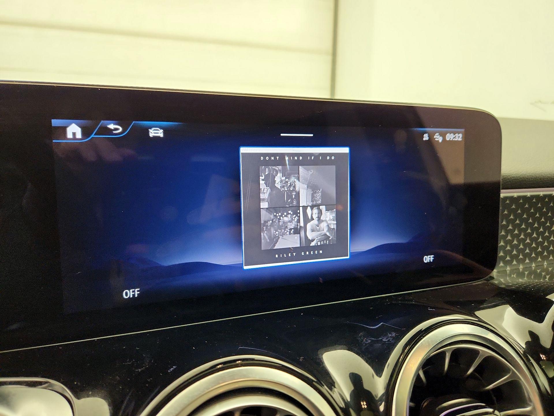 Thumbnail: 2024 Mercedes-Benz EQB - 16