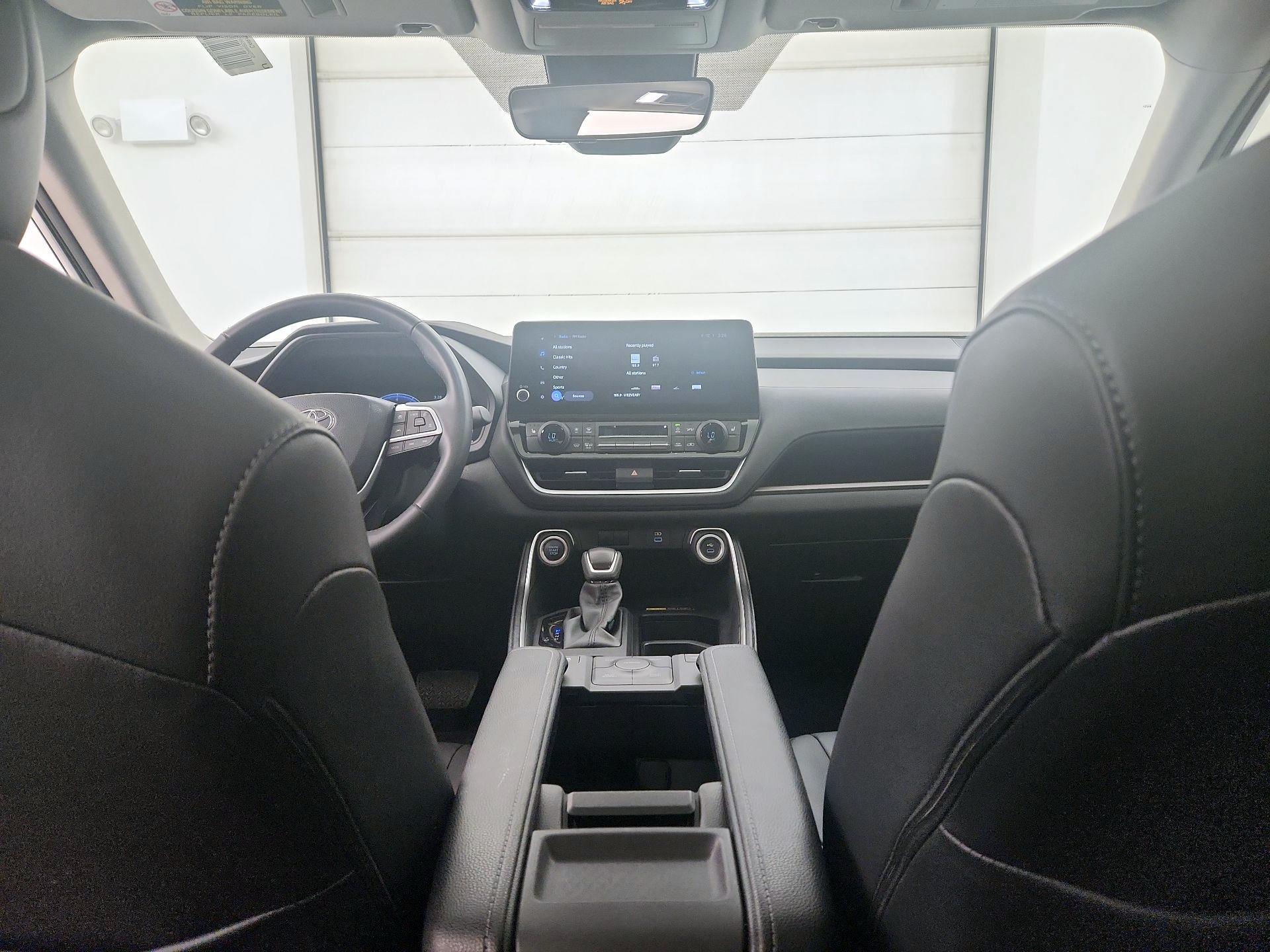 Thumbnail: 2024 Toyota Grand Highlander - 9