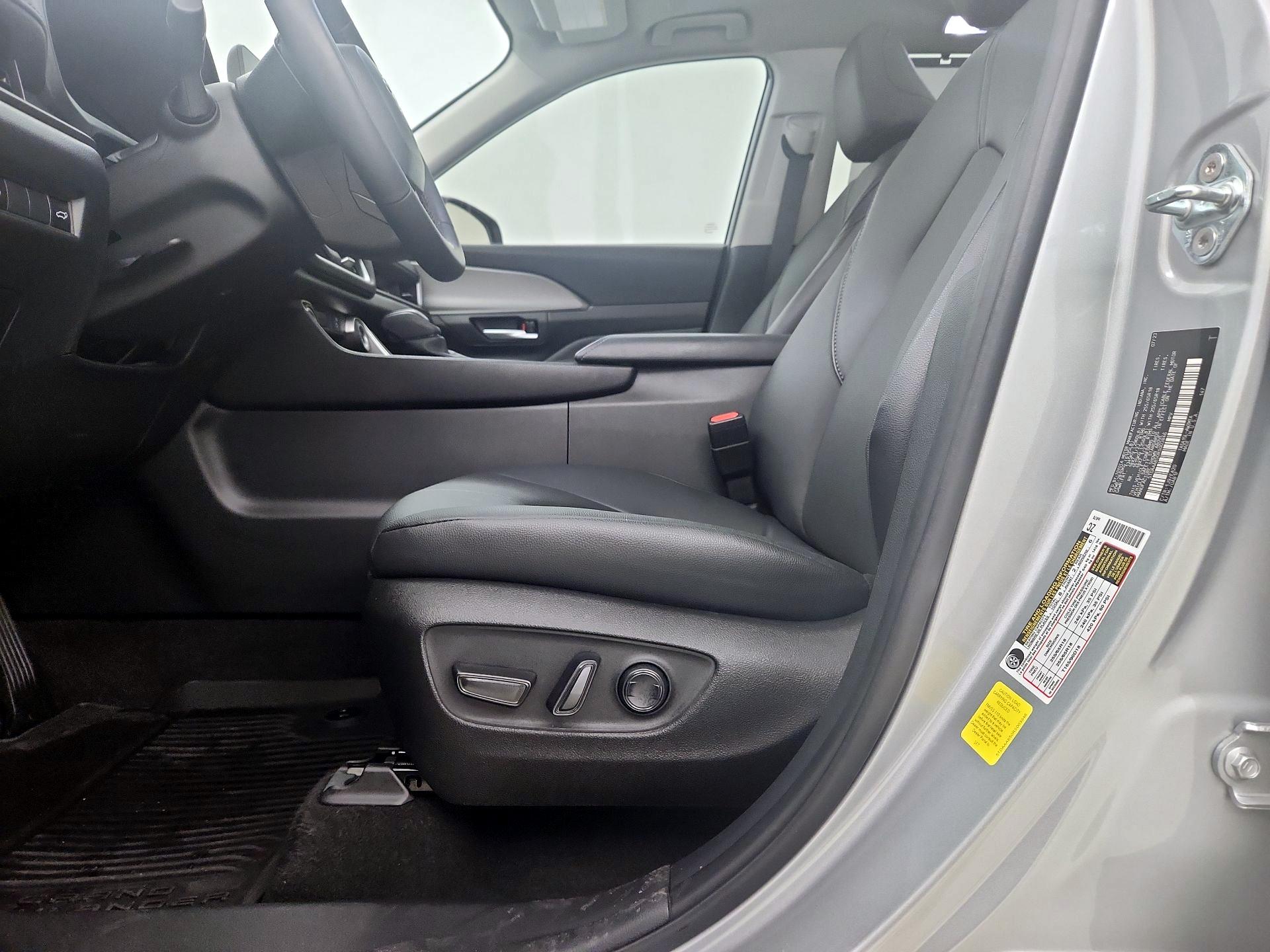 Thumbnail: 2024 Toyota Grand Highlander - 11