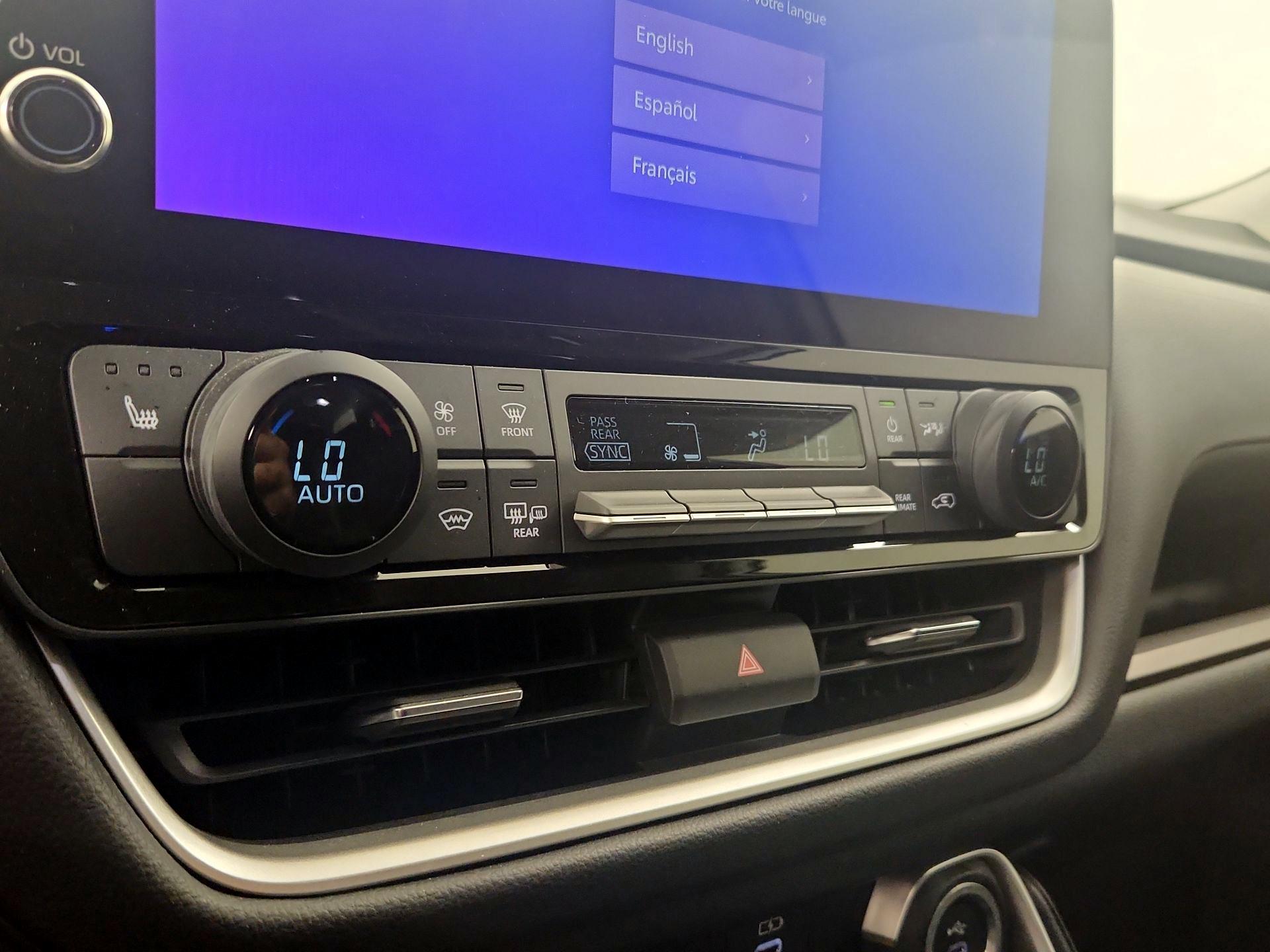 Thumbnail: 2024 Toyota Grand Highlander - 16