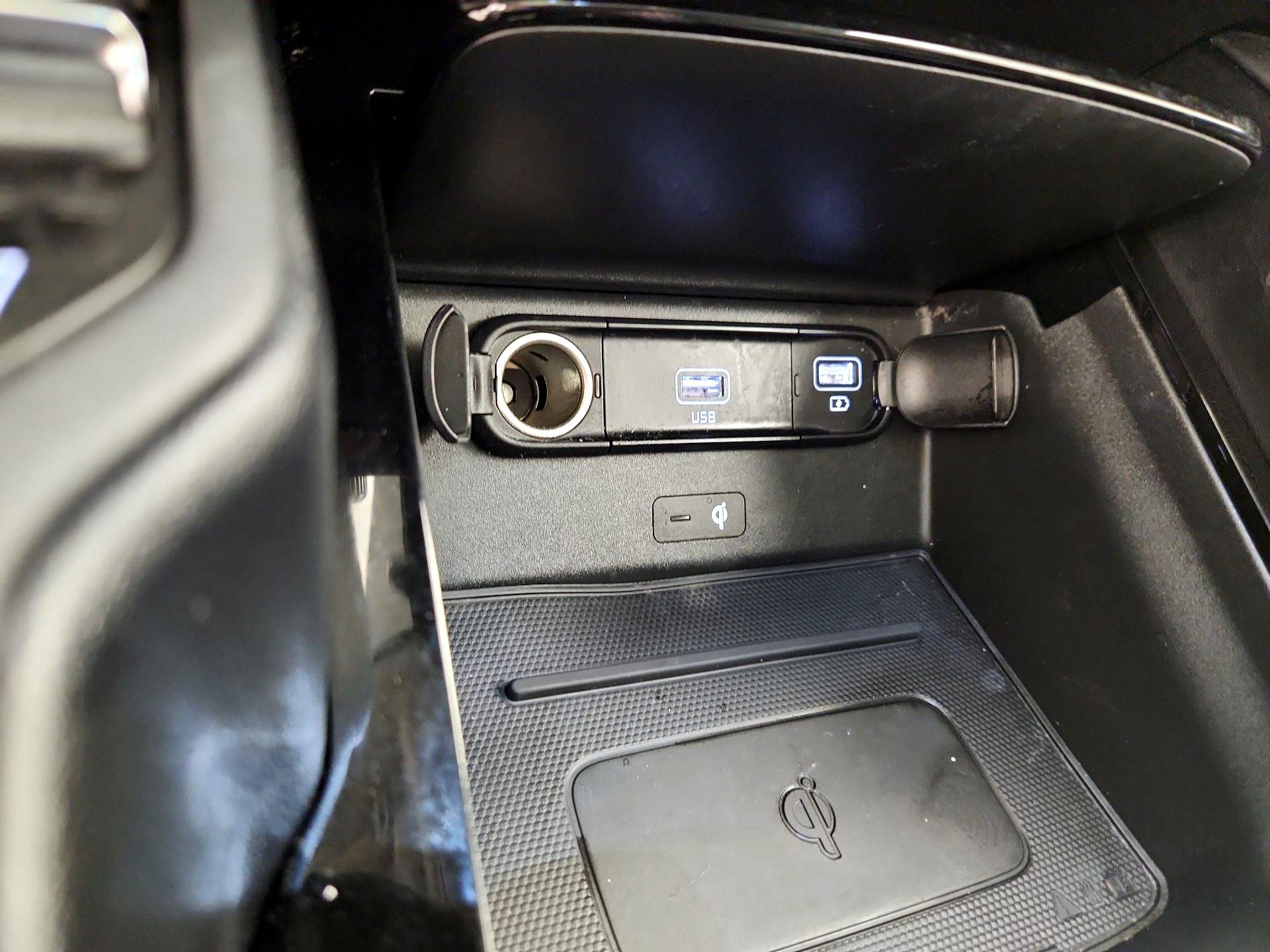 Thumbnail: 2021 Kia Telluride - 19