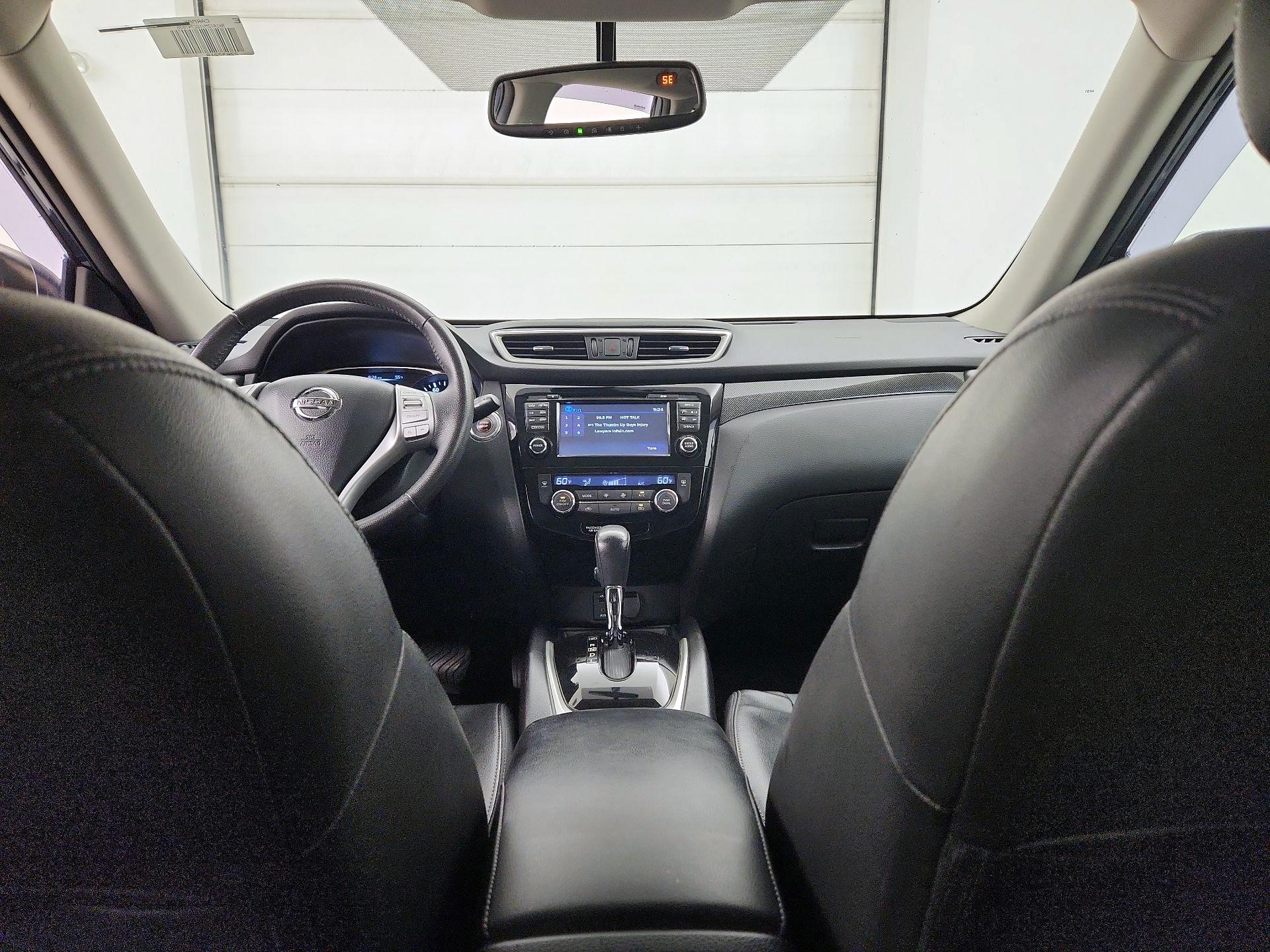 Thumbnail: 2016 Nissan Rogue - 9