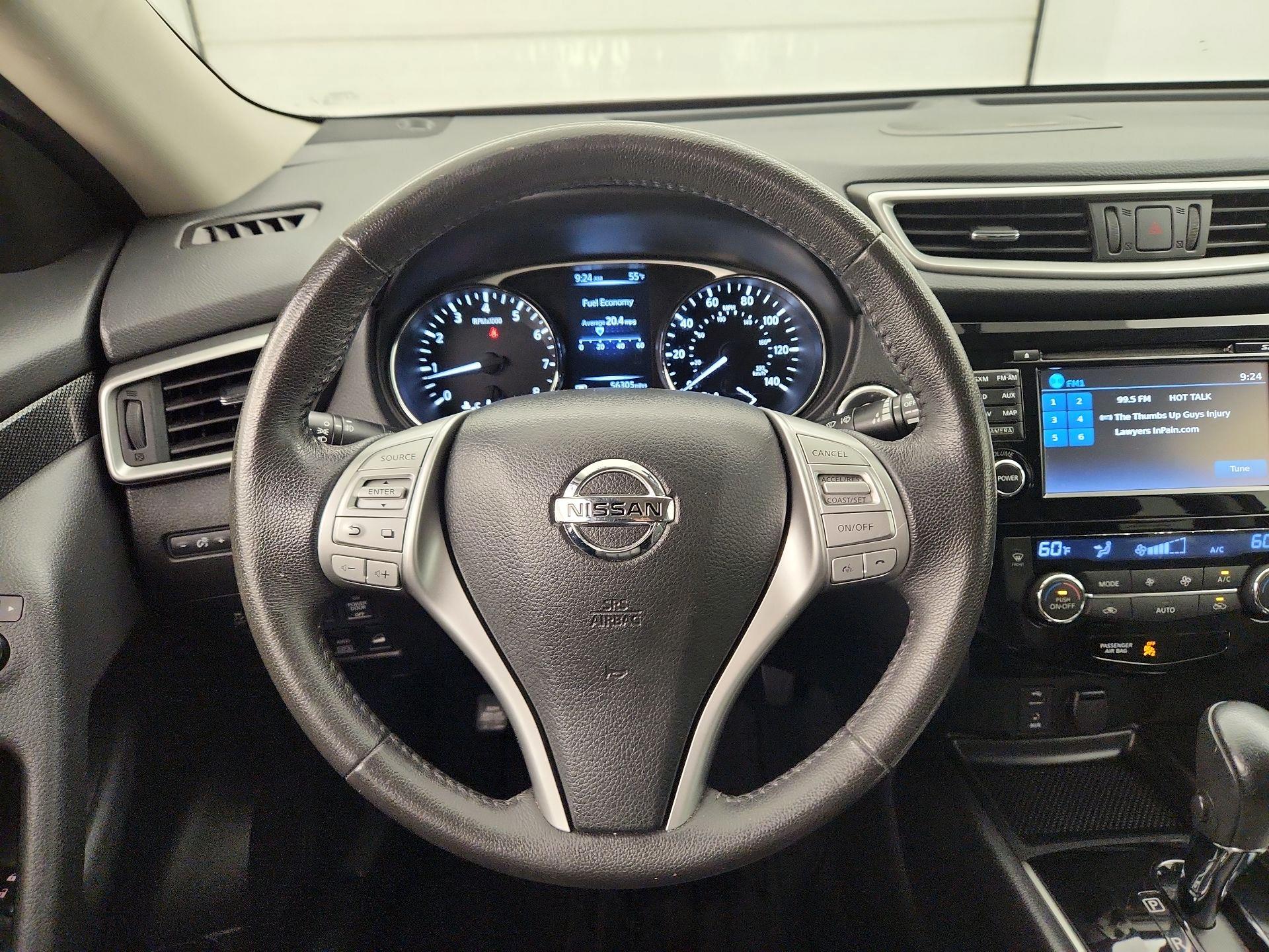 Thumbnail: 2016 Nissan Rogue - 10