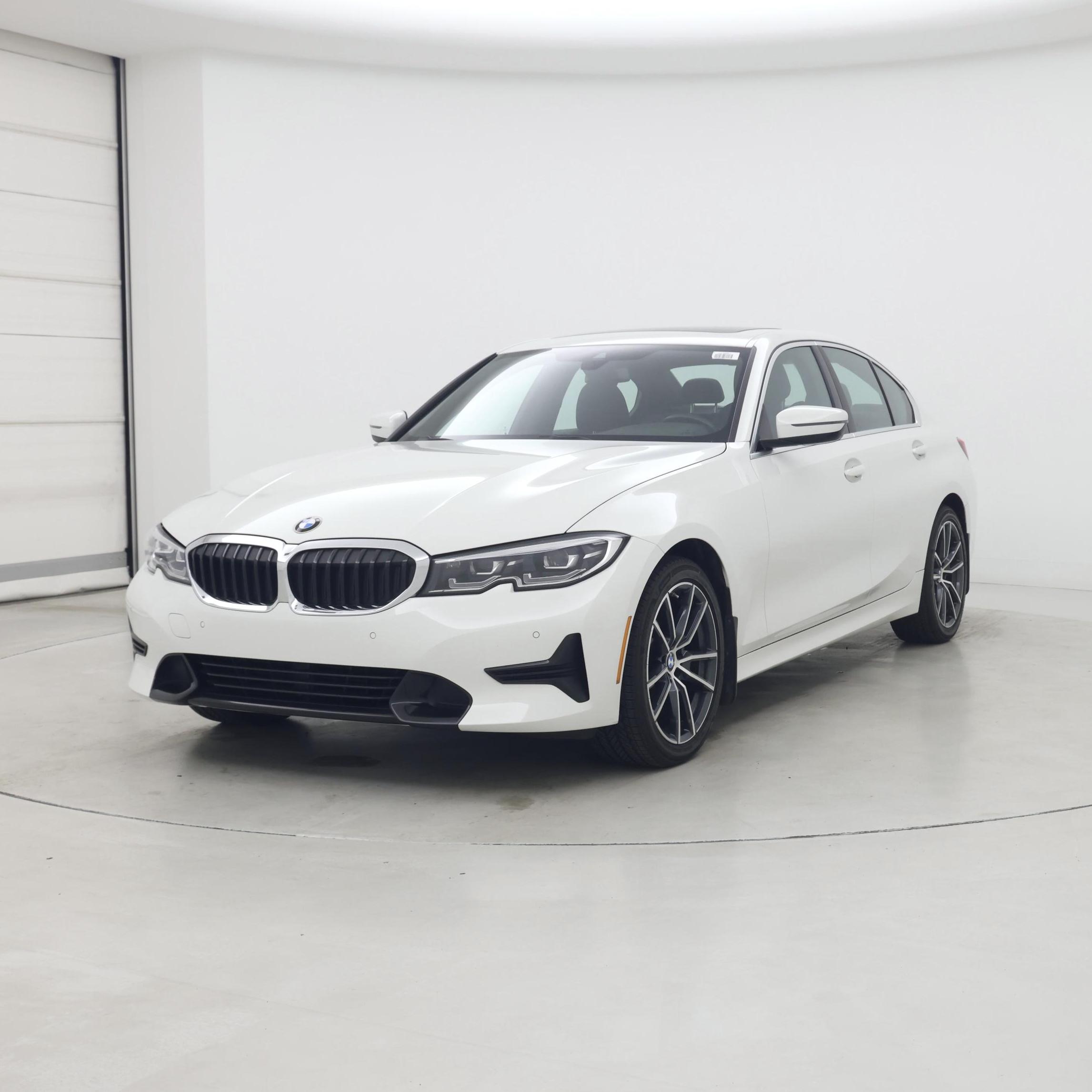 Thumbnail: 2019 BMW 3 Series - 4