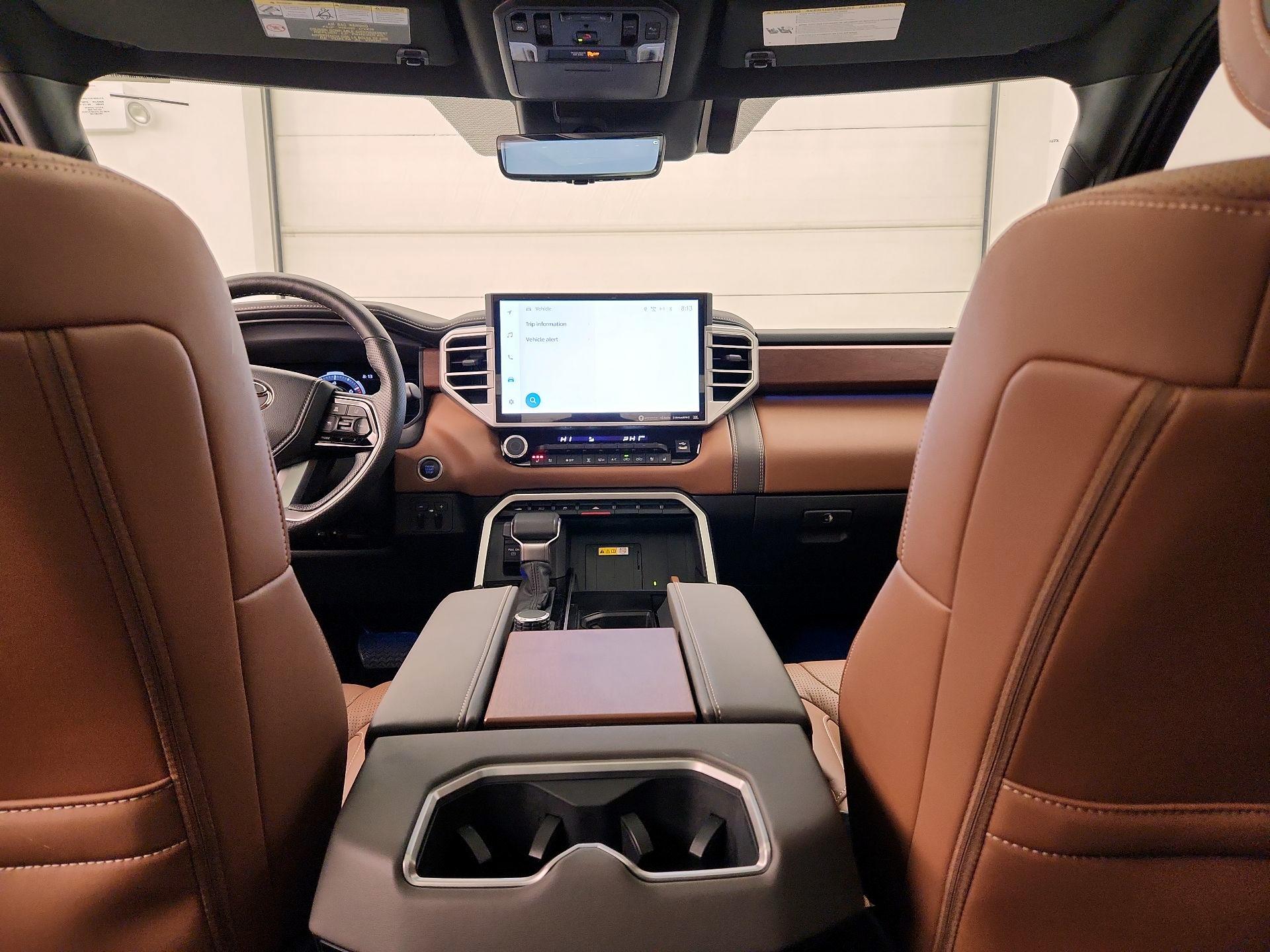 Thumbnail: 2022 Toyota Tundra - 9