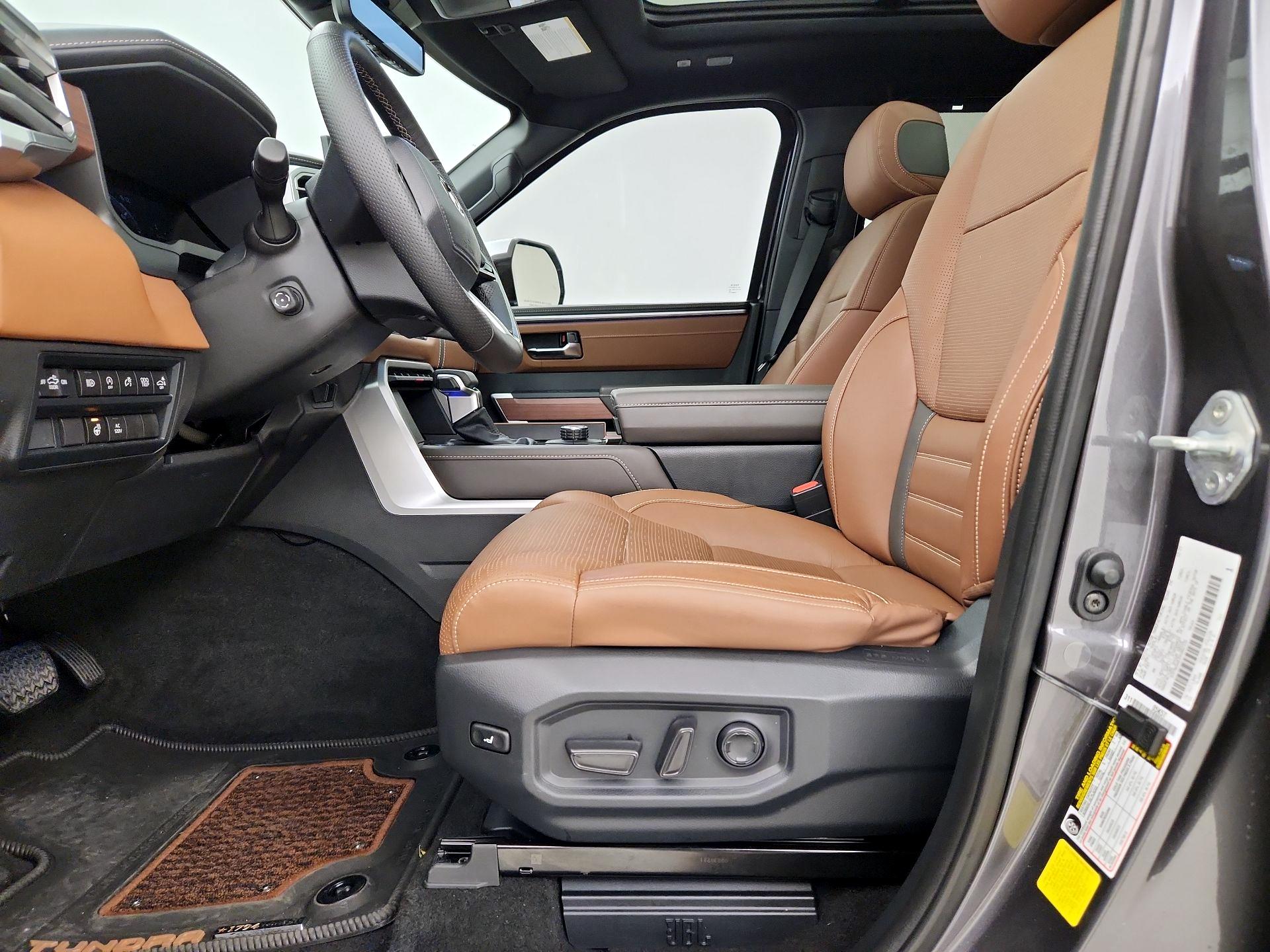 Thumbnail: 2022 Toyota Tundra - 11