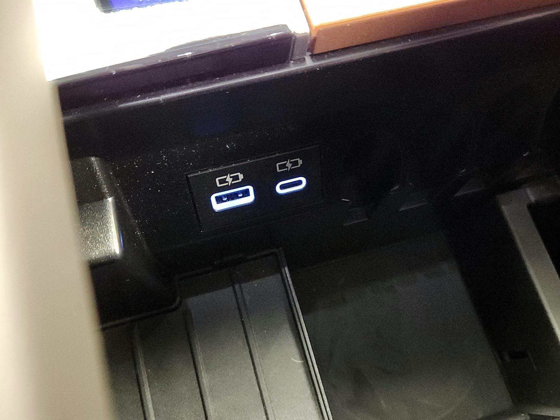 Thumbnail: 2022 Toyota Tundra - 18