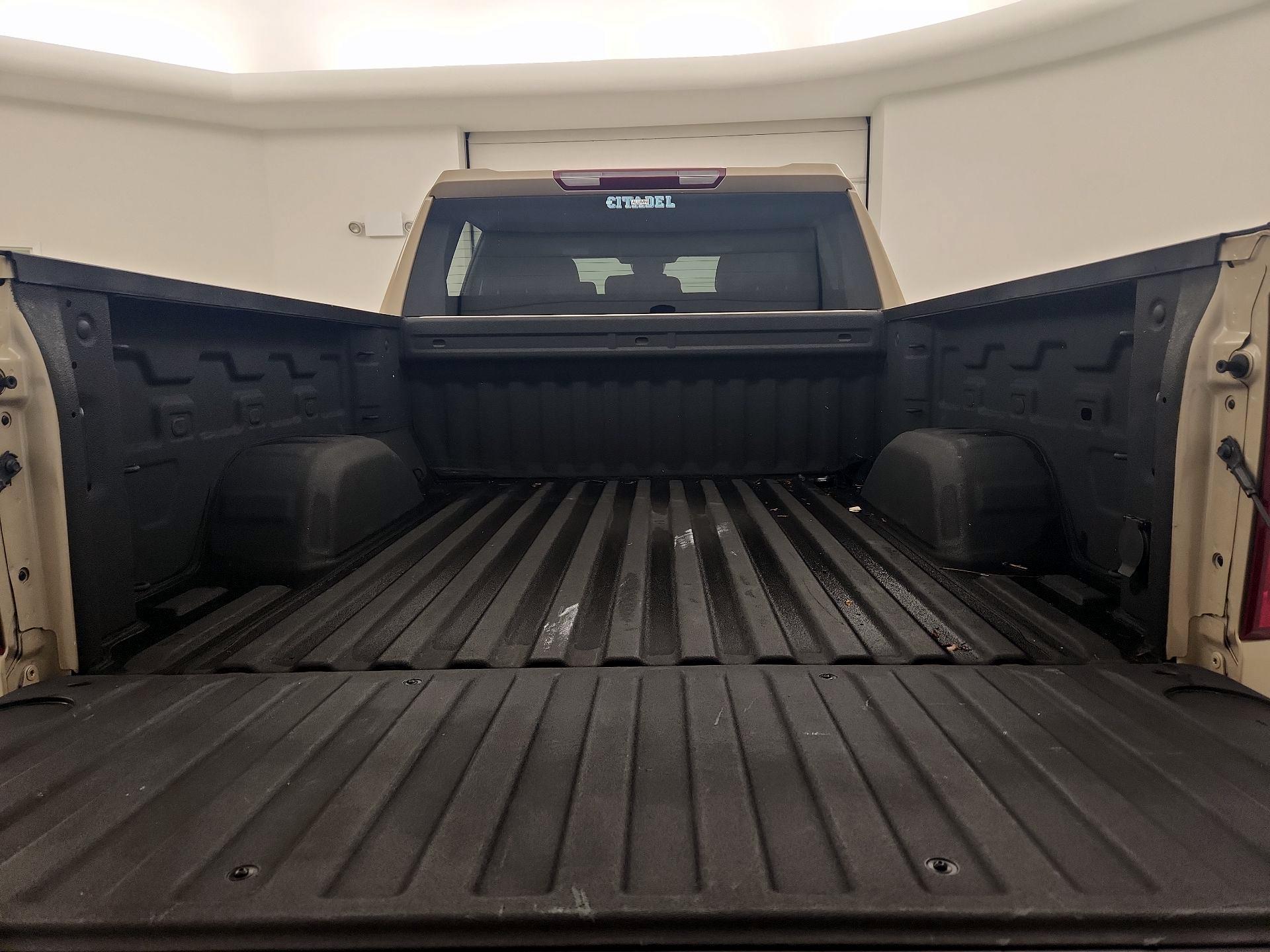 Thumbnail: 2023 Chevrolet Silverado 1500 - 20