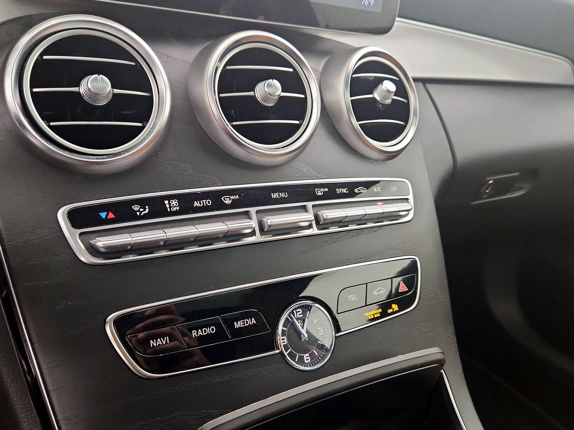 Thumbnail: 2019 Mercedes-Benz C-Class - 16