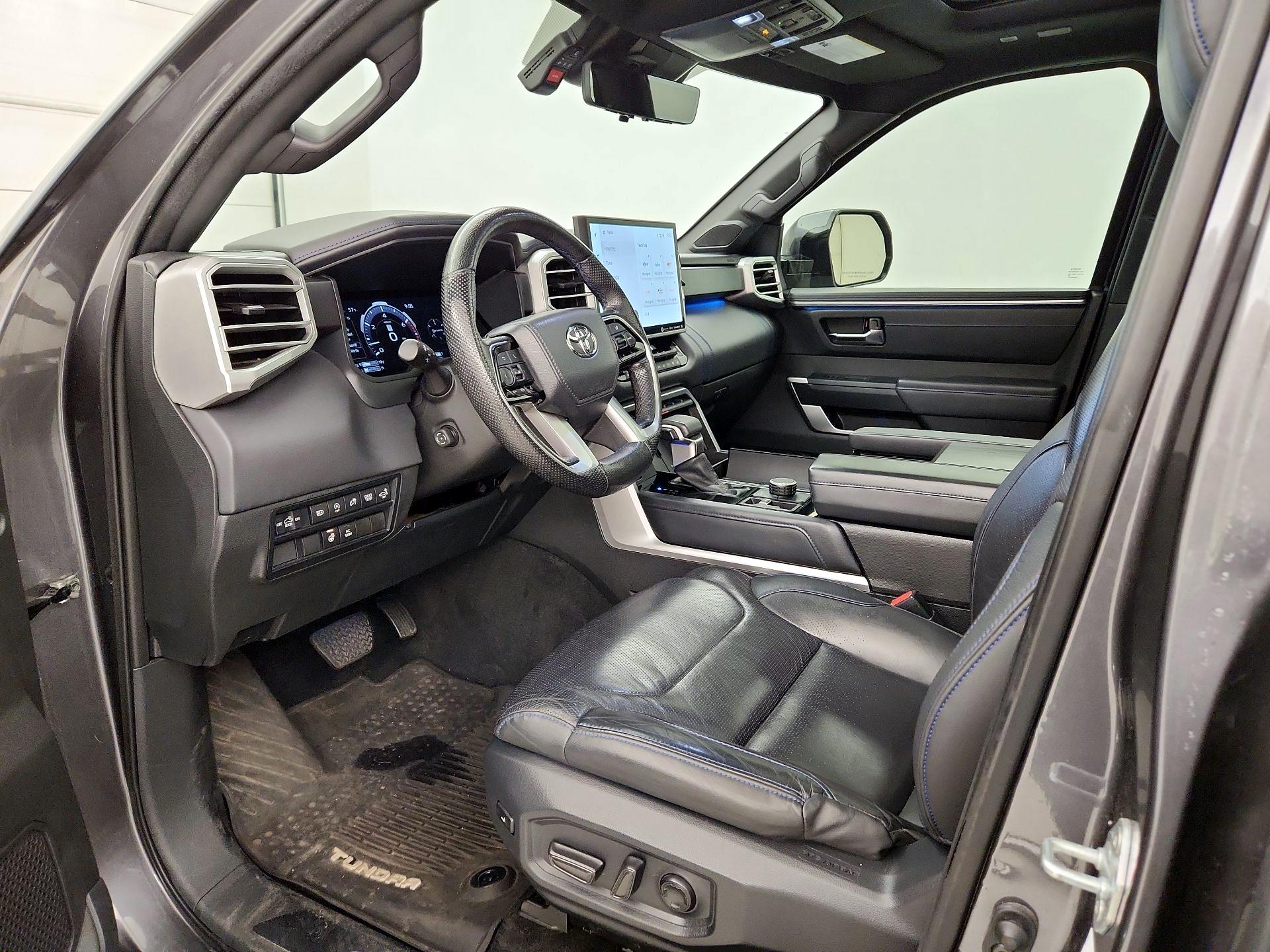 Thumbnail: 2022 Toyota Tundra - 11