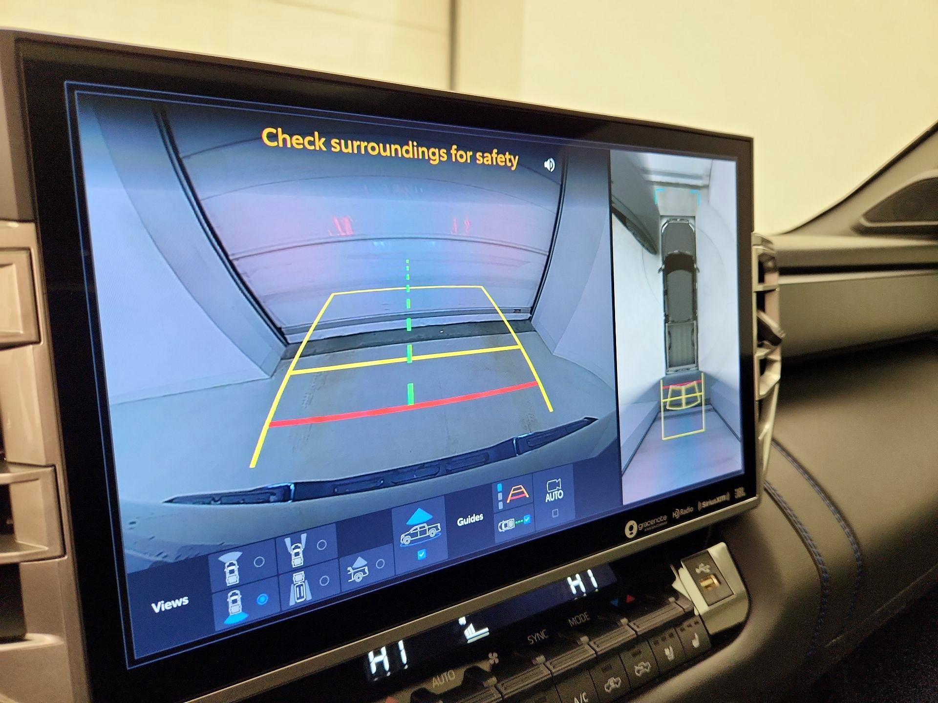 Thumbnail: 2022 Toyota Tundra - 14