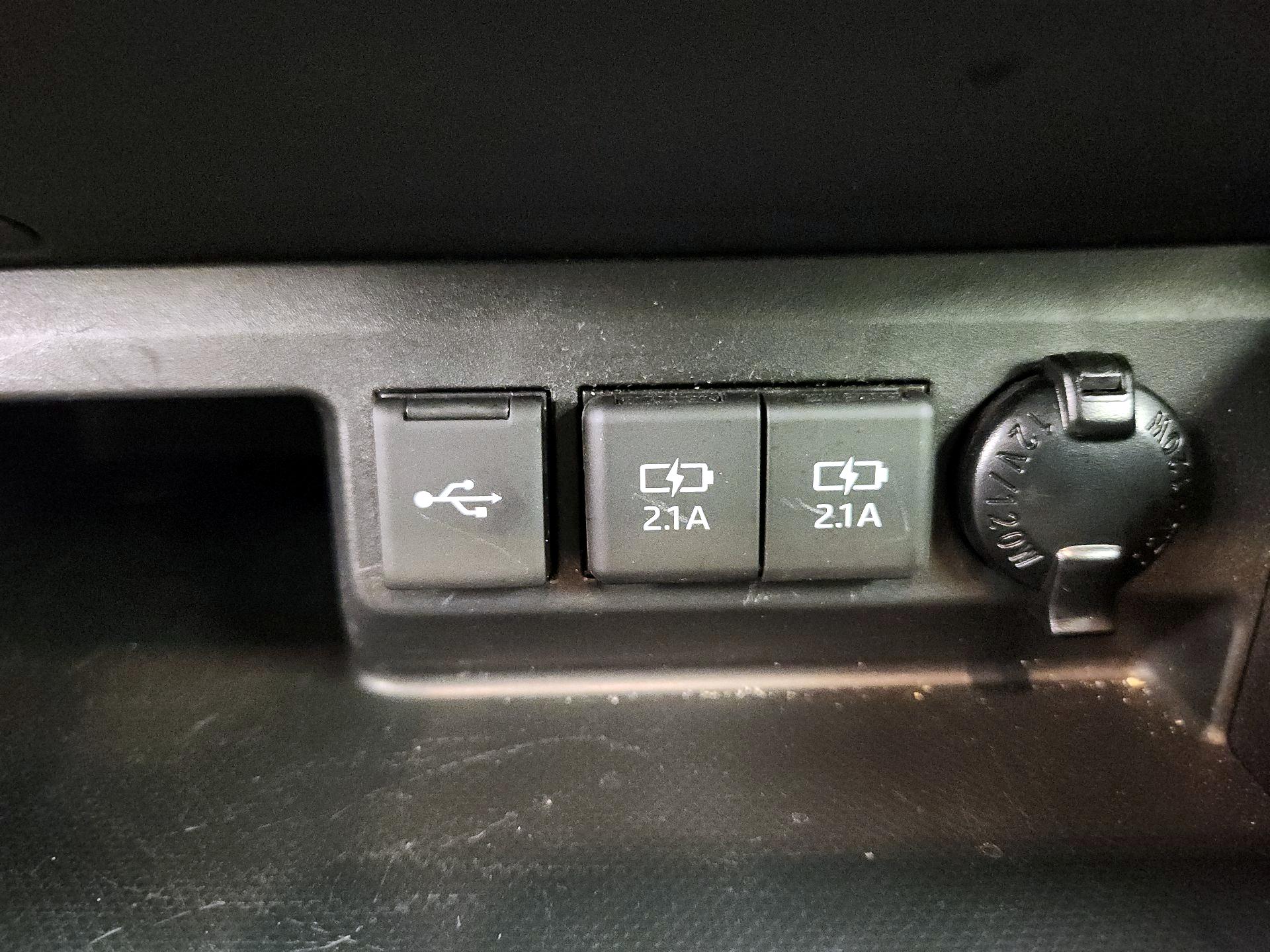 Thumbnail: 2020 Toyota Highlander - 19