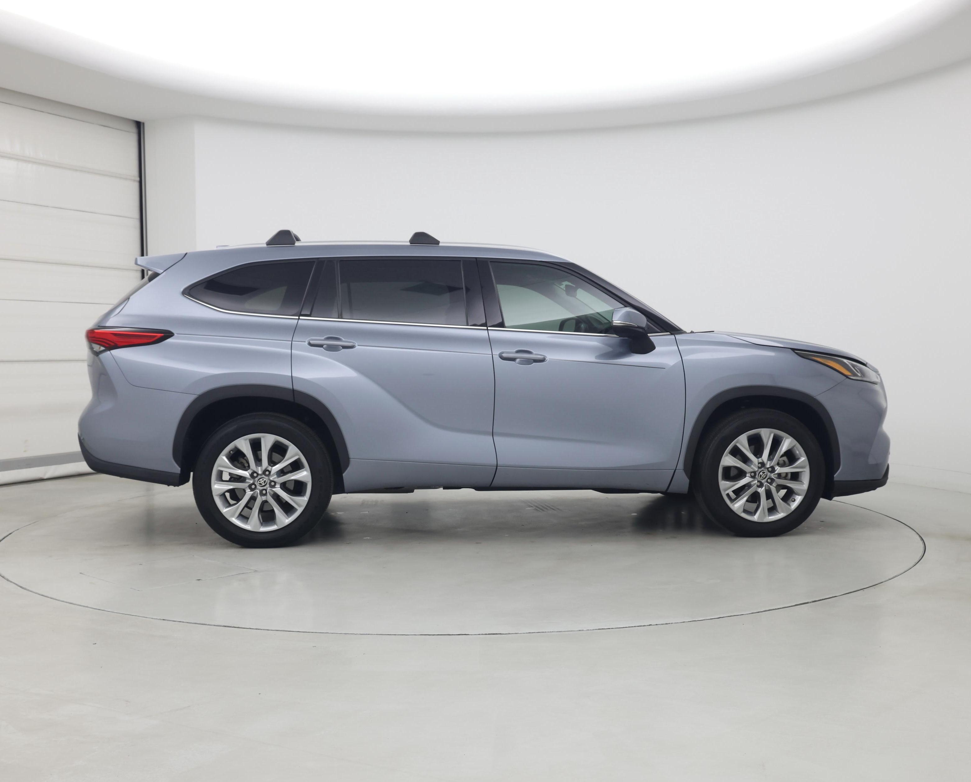 Thumbnail: 2020 Toyota Highlander - 7