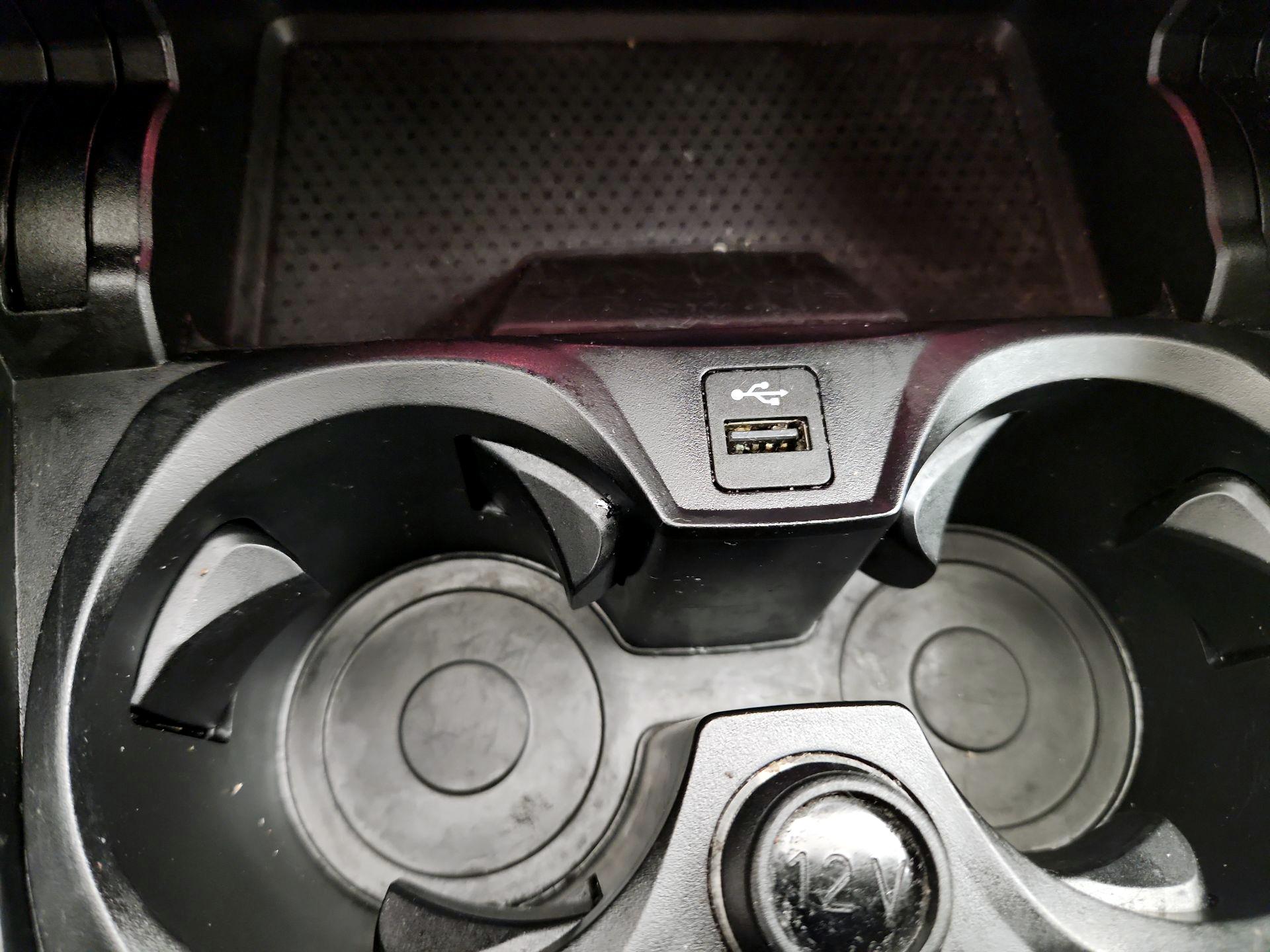 Thumbnail: 2022 BMW 3 Series - 19