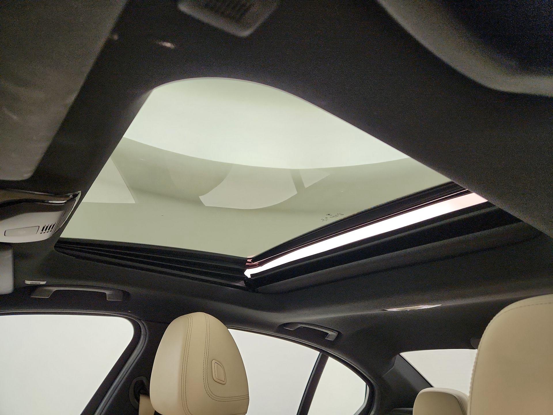 Thumbnail: 2022 BMW 3 Series - 20