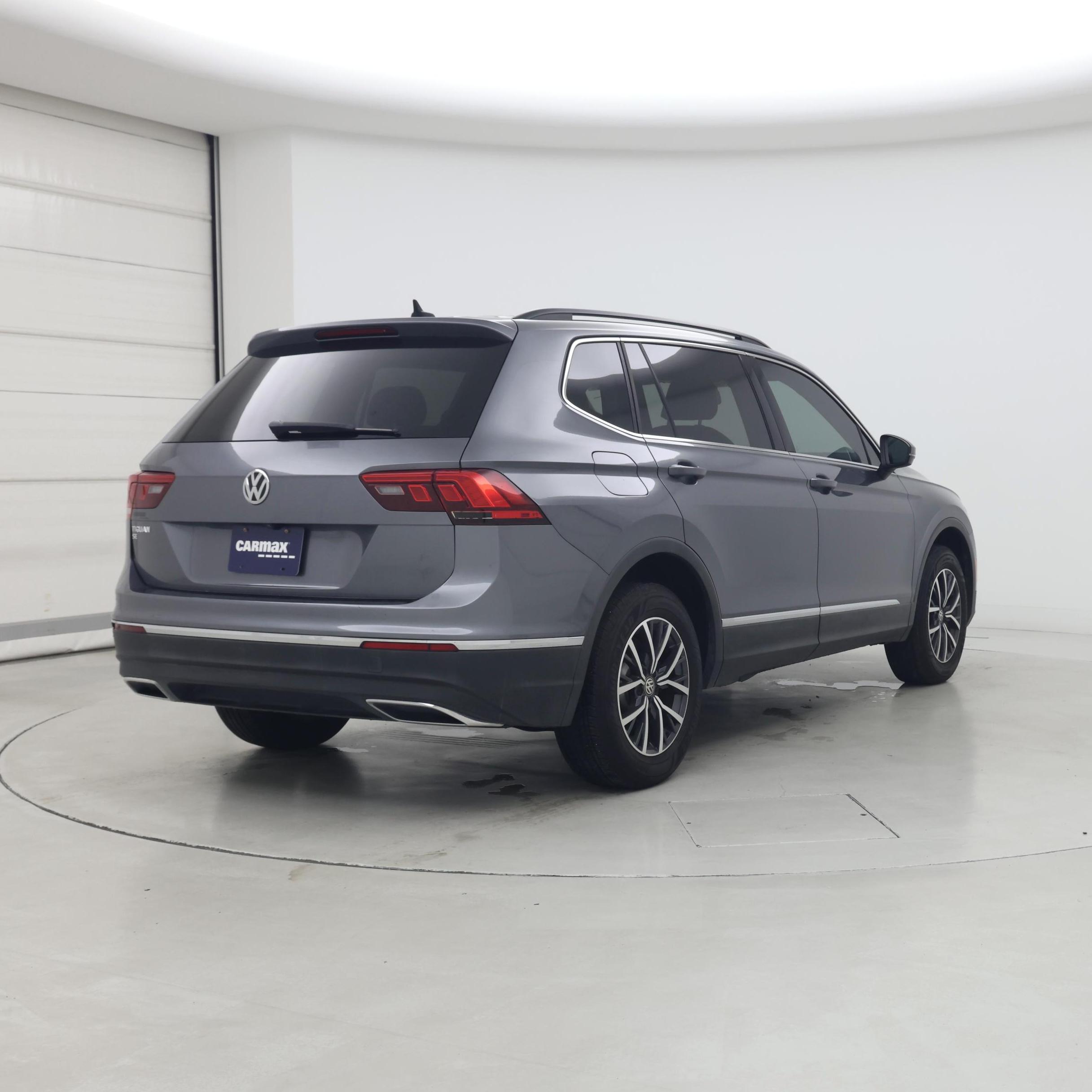 Thumbnail: 2020 Volkswagen Tiguan - 8