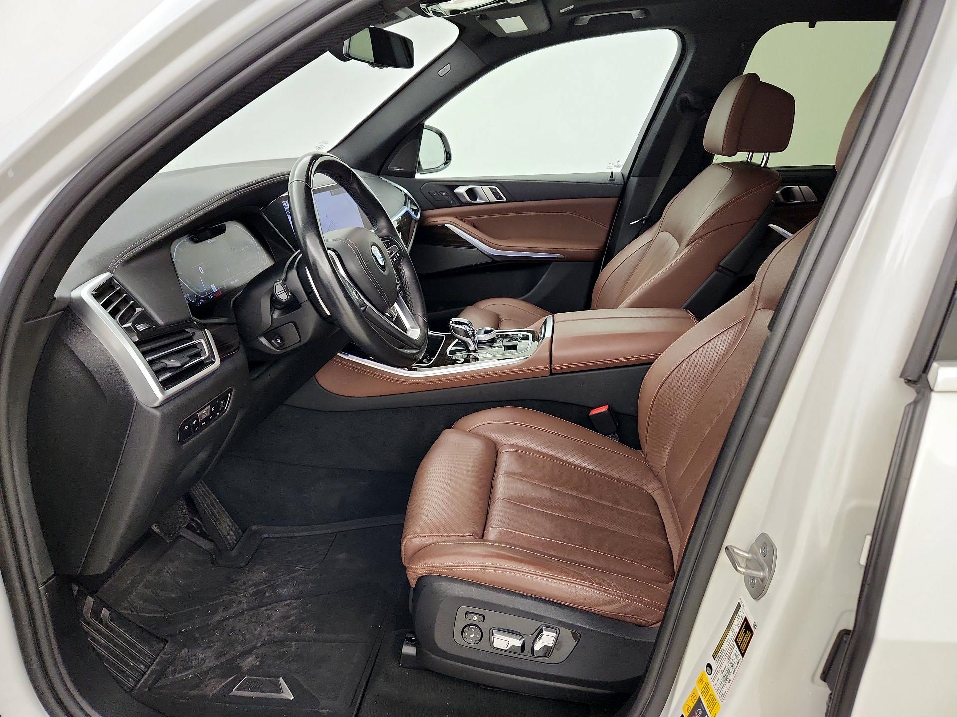 Thumbnail: 2021 BMW X5 - 11