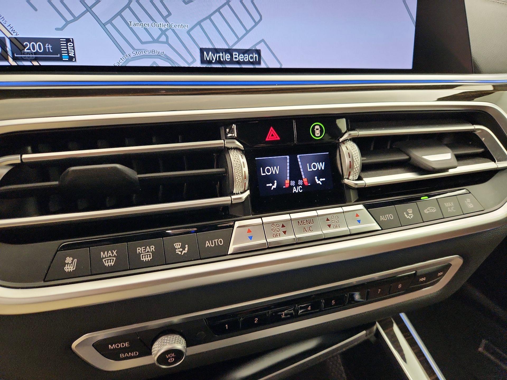 Thumbnail: 2021 BMW X5 - 17