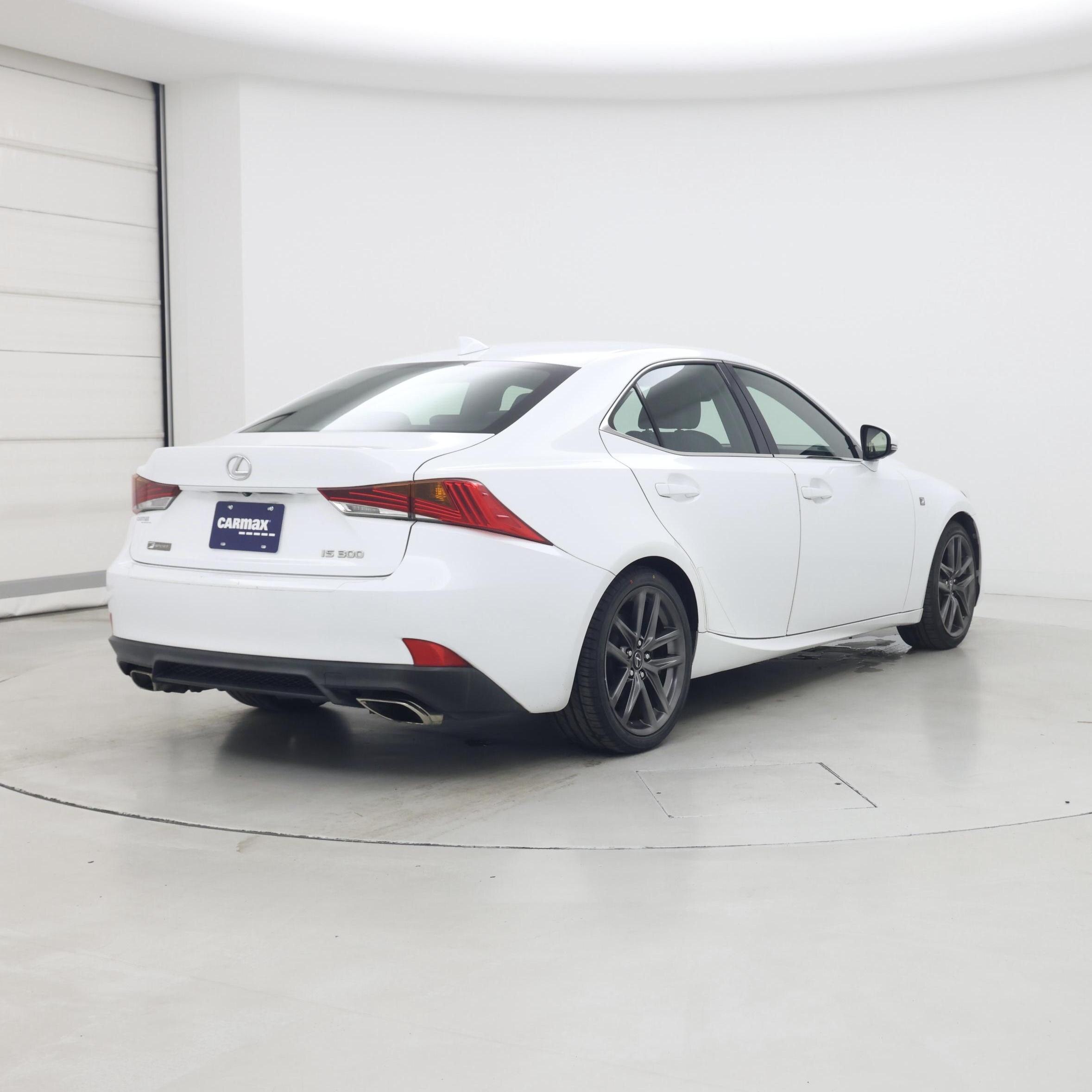 Thumbnail: 2018 Lexus IS - 8