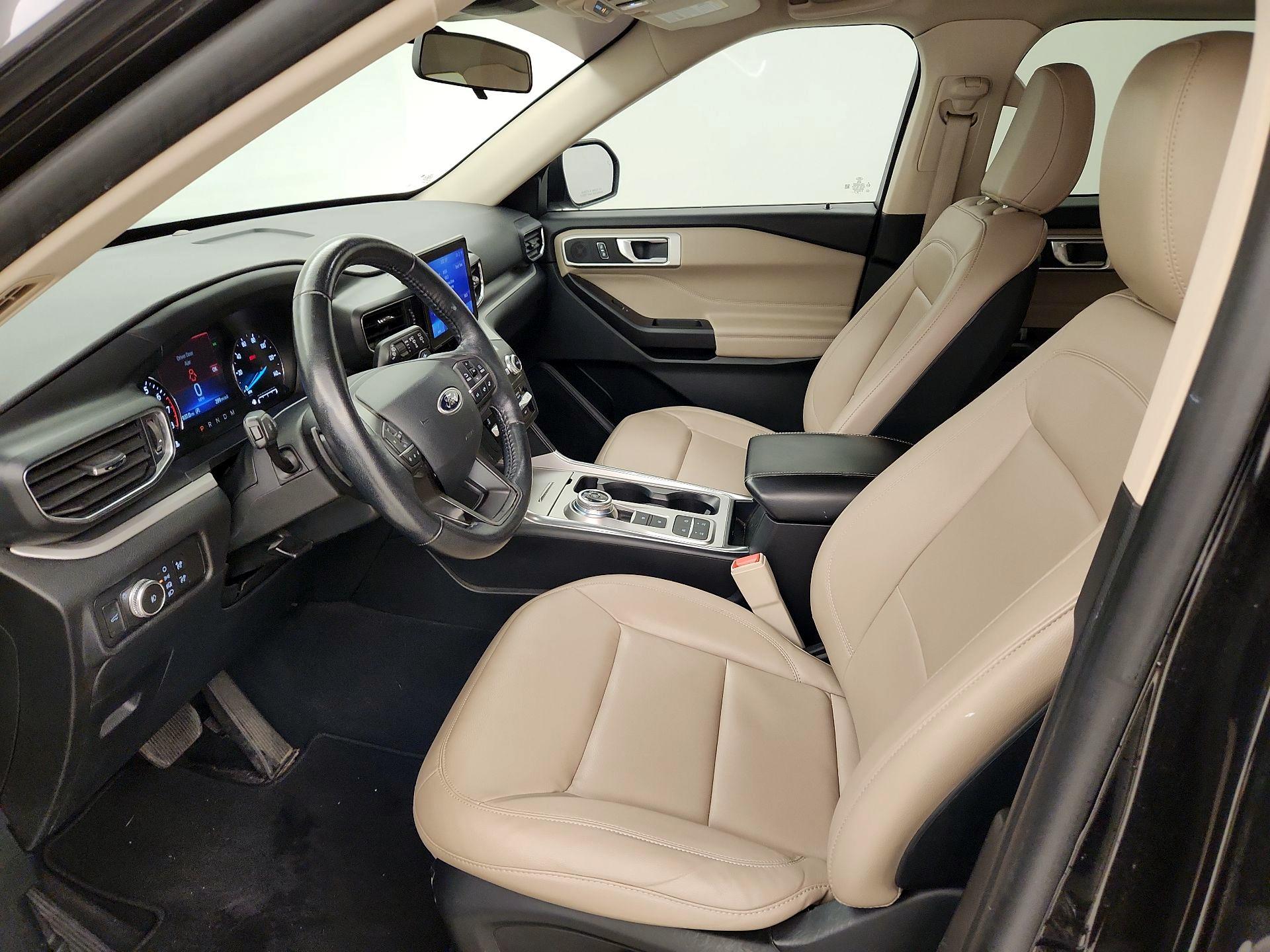 Thumbnail: 2020 Ford Explorer - 11