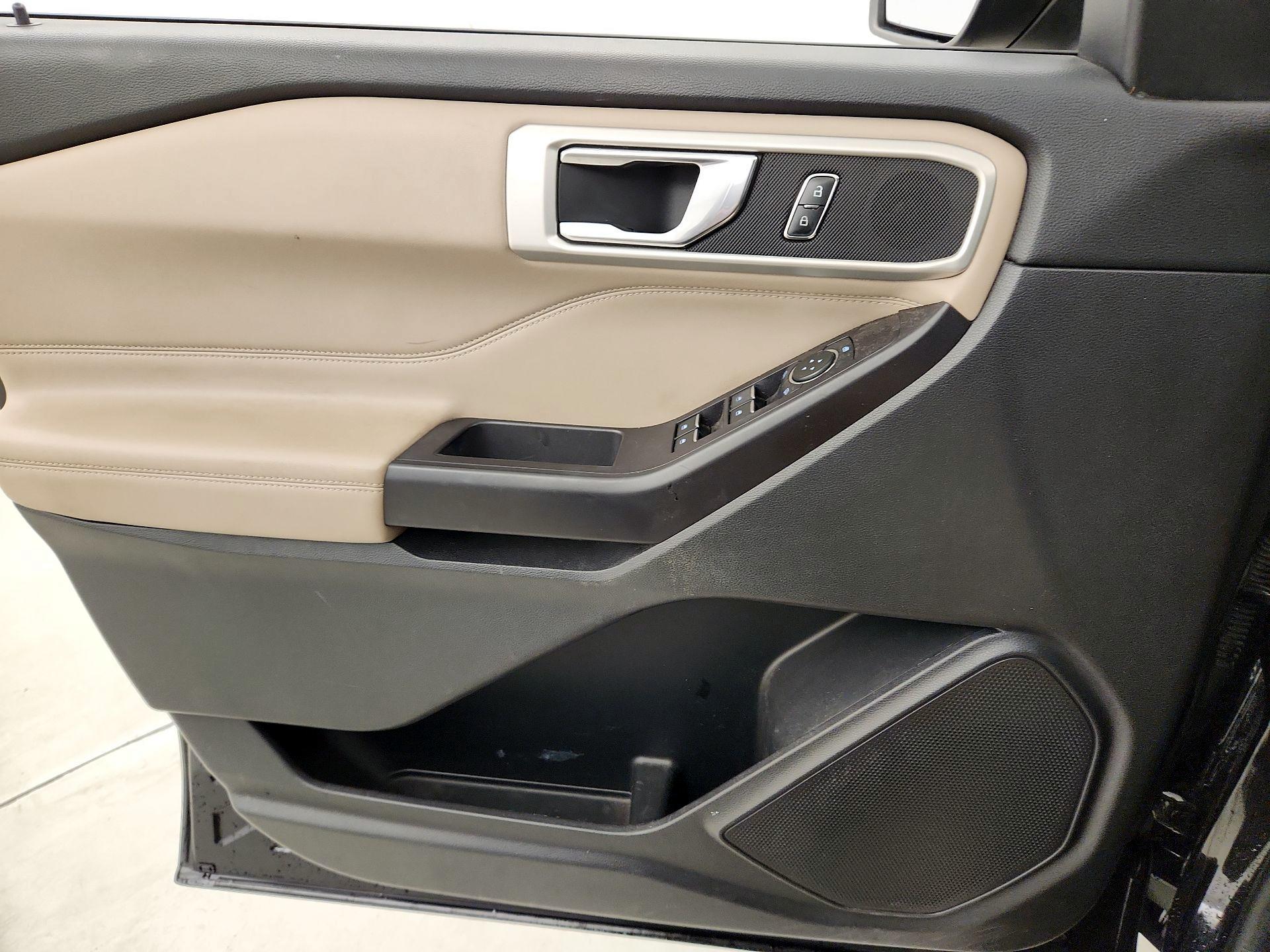 Thumbnail: 2020 Ford Explorer - 12