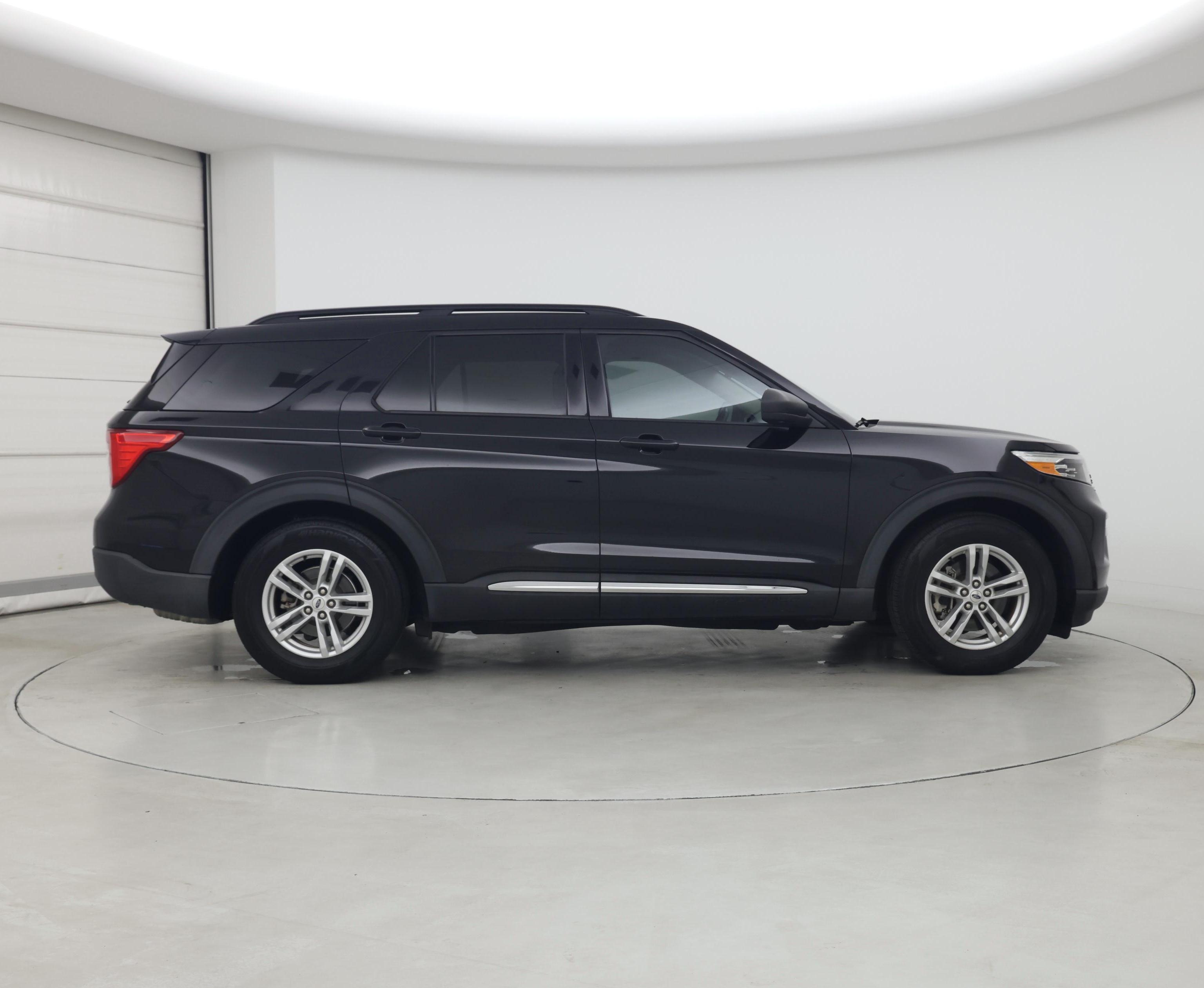 Thumbnail: 2020 Ford Explorer - 7