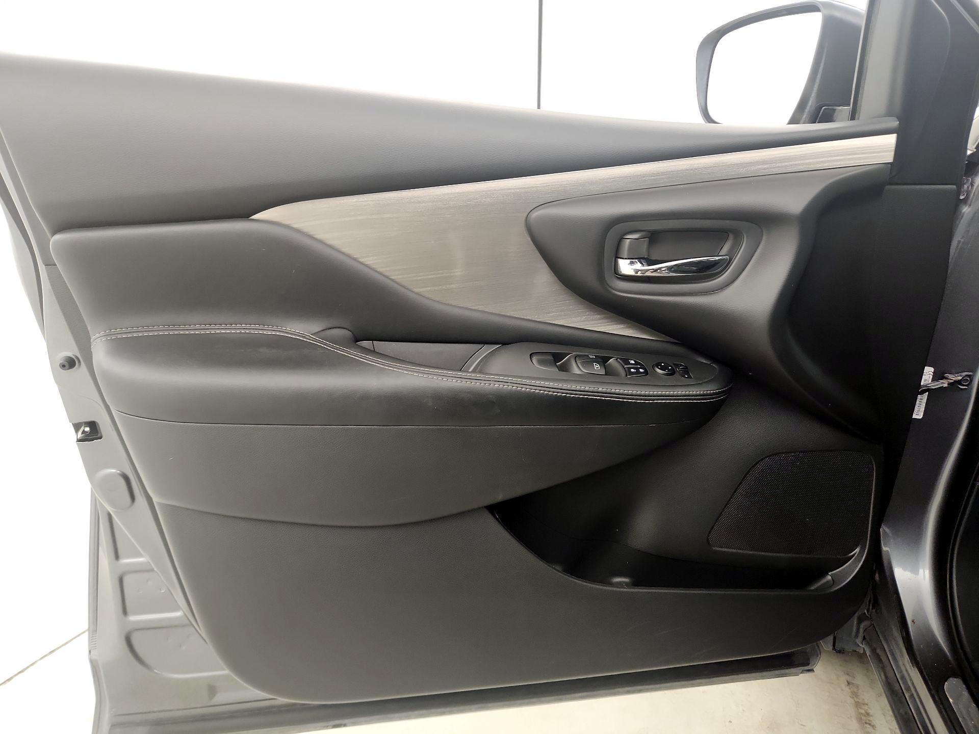 Thumbnail: 2016 Nissan Murano - 12