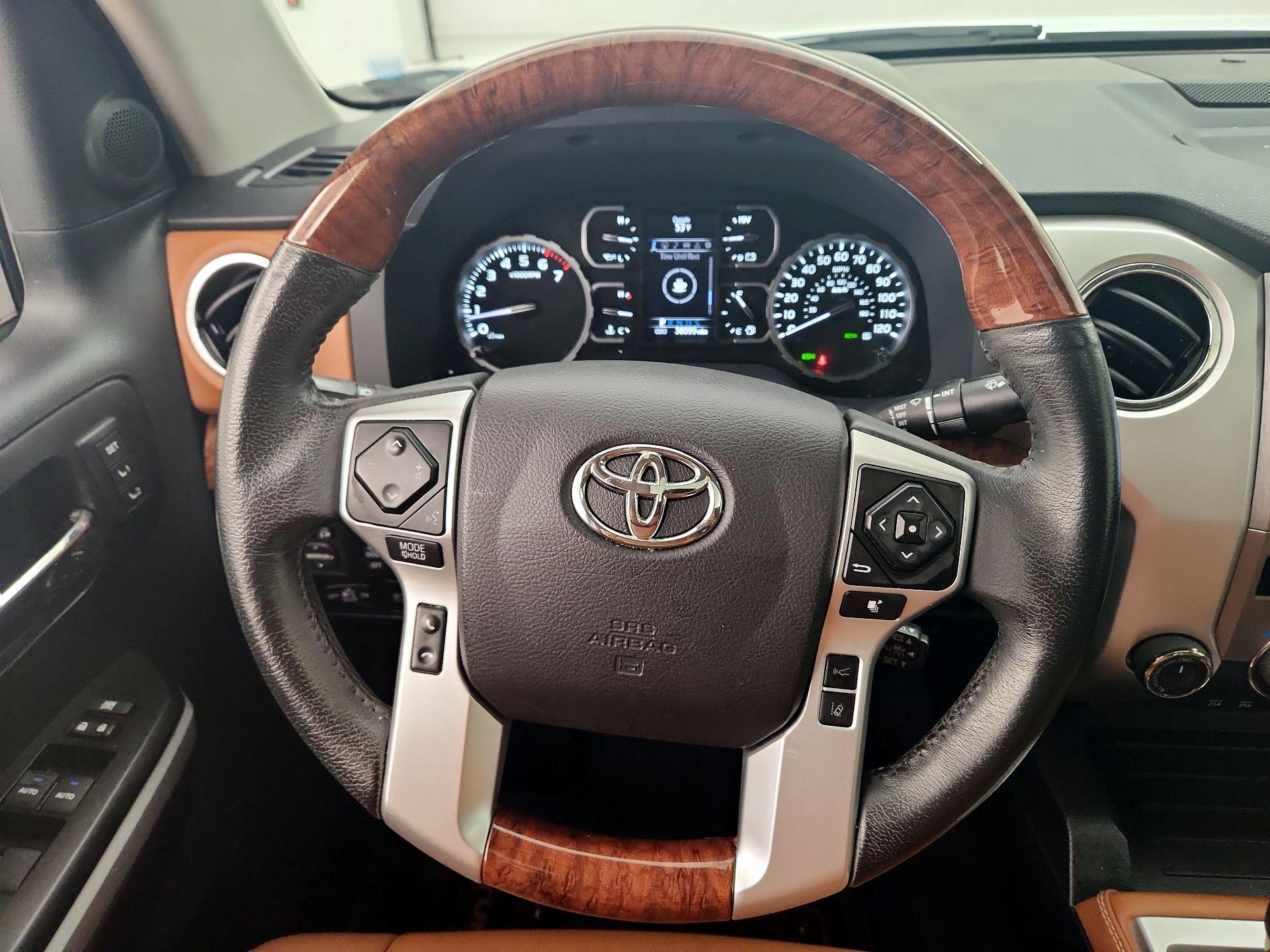 Thumbnail: 2021 Toyota Tundra - 10