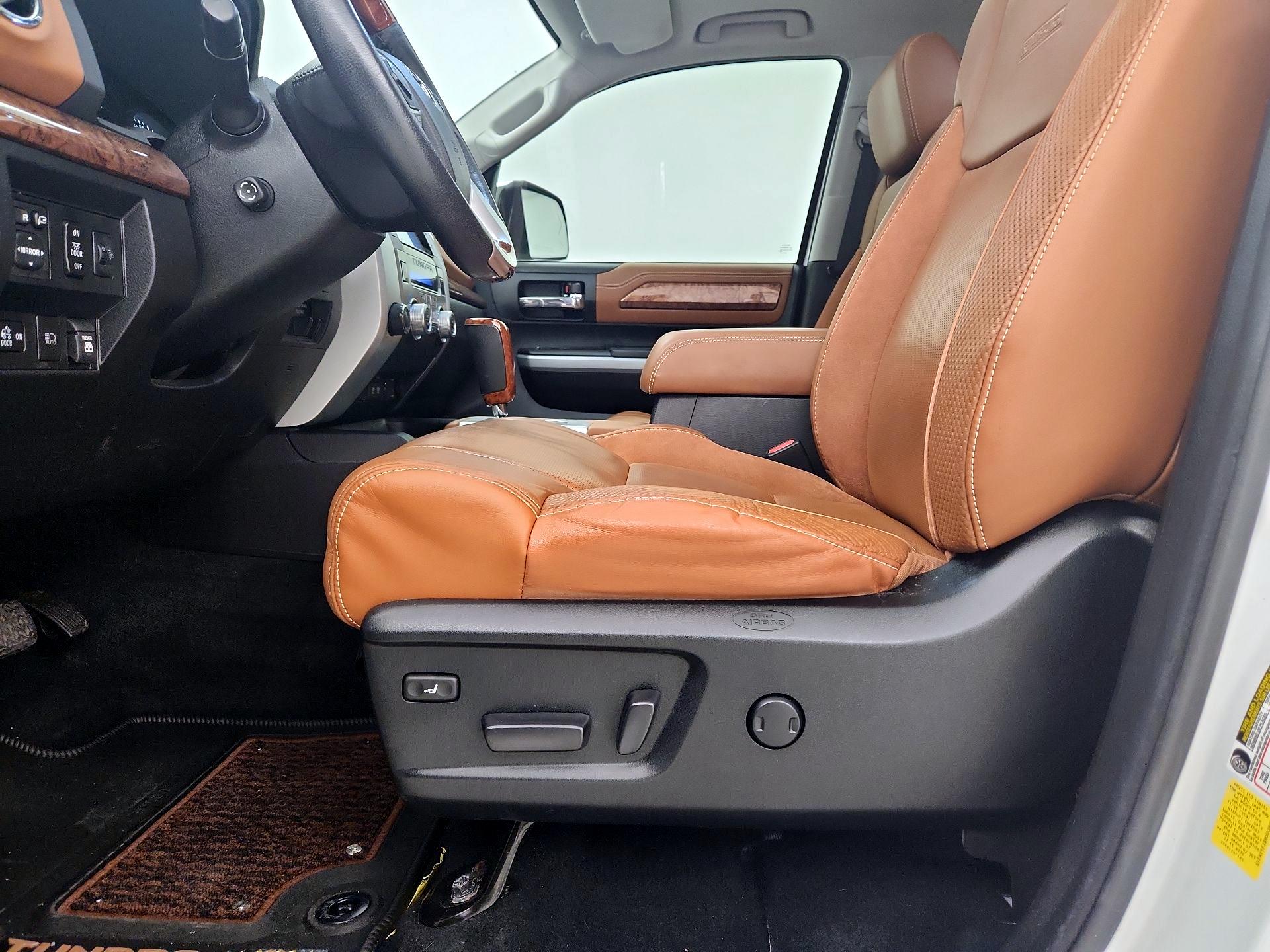 Thumbnail: 2021 Toyota Tundra - 11